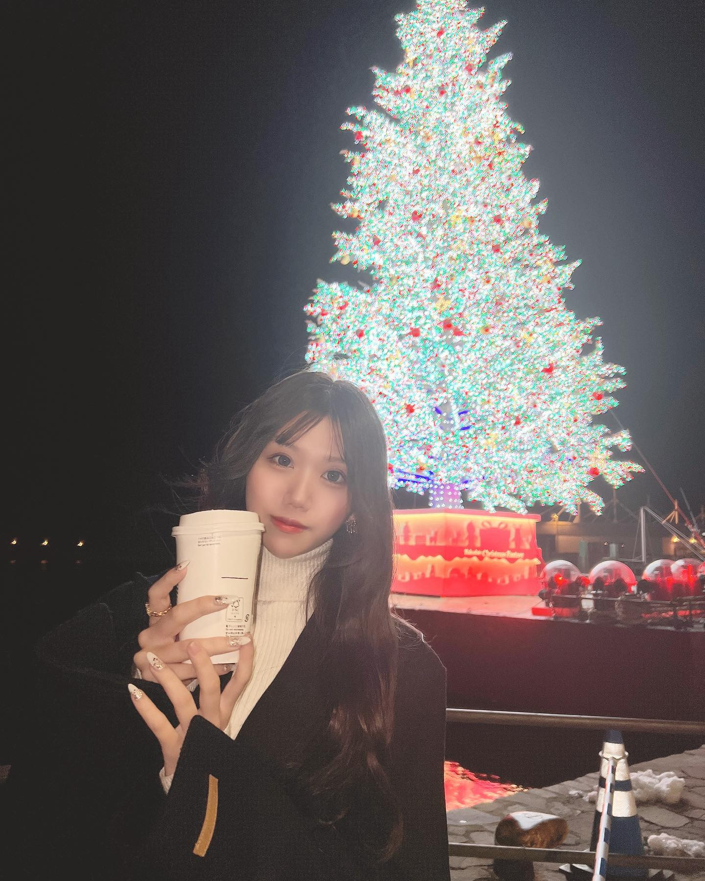 .
.
.
みさきとキラキラ見てきたよ🎄🤍