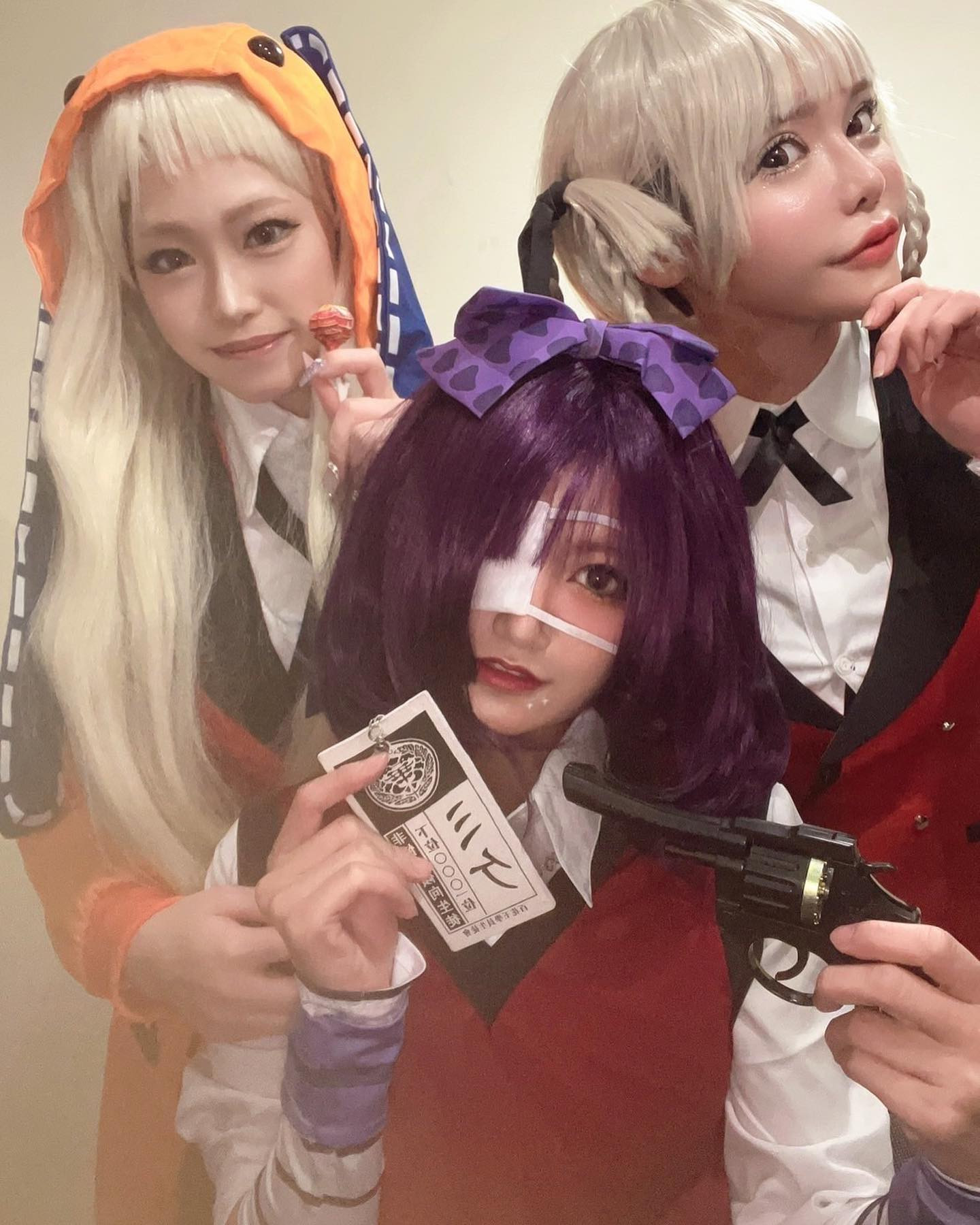 このいろはさんセンター可愛くない？❤︎？❤︎
.
.
口にピアスちゃんとついてるのプロ🎃✨
.
.
.
@amairo.www 
@miyabiii_0822 
.
.
.
.
.
.
.
.
.
.
.
.
#生志摩妄 
#賭ケグルイ 
#ボアハンコックコスプレ 
#onepiece 
#onepieceanime 
#ワンピースコスプレ 
#ハンコック 
#ハンコックコスプレ 
#コスプレイヤー 
#cosplay 
#コスプレ女子 
#ショート女子 
#シャンパンタワー
#クリュッグ 
#ソウメイ 