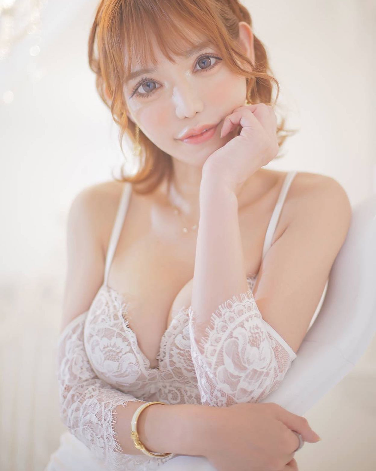 なにか小っ恥ずかしい。照
#🤍🤍🤍 #🤍🕊️ 
#エンリケ
#名古屋
#ナイツネット 
.
.
.
.
.
.
.
.
.
.
.
.
.
#撮影
#撮影スタジオ 
#アネラ 
#ショート女子 
#シャンパンタワー
#クリュッグ 
#ソウメイ 
#キャバ嬢 
#新宿キャバクラ 
#新宿キャバ嬢 
#歌舞伎町 
#新宿 #六本木 
#中州 
#すすきの 
#筋トレ女子 
#益若つばさ 
#美容外科　
#中野　
#プチ整形　
#美容整形　
#整形