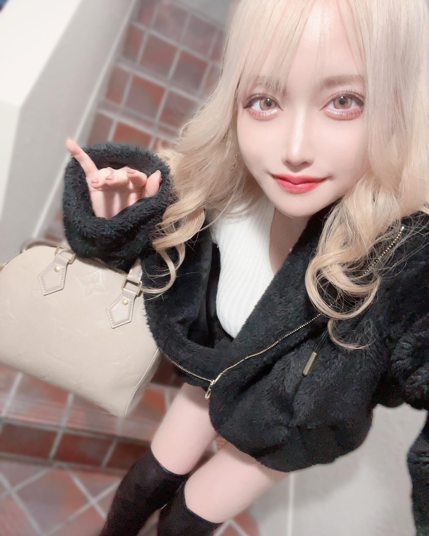 .
.
寒いから手繋いで帰ろ？
.
.