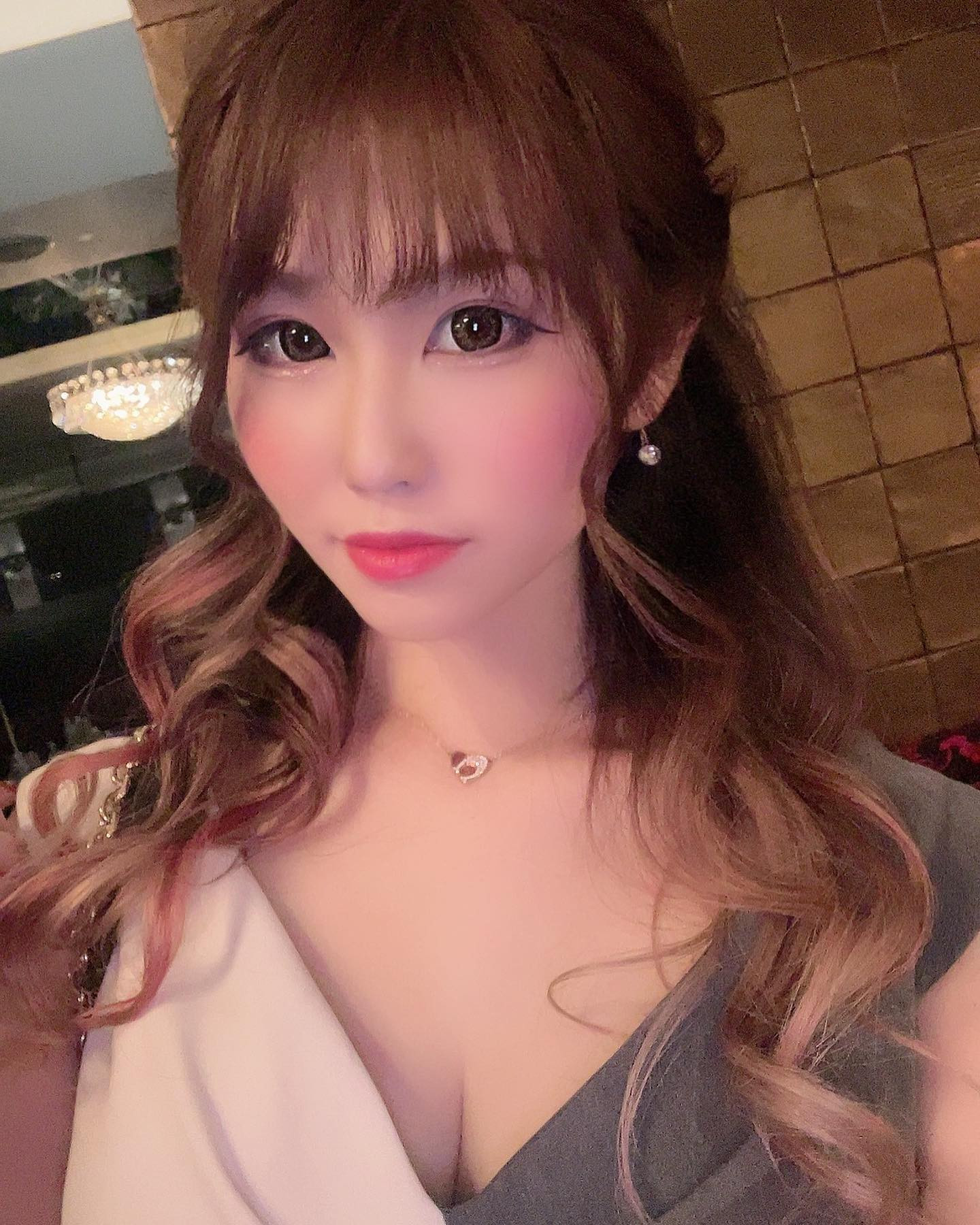 もうすぐクリスマスだ😋

@helena_hibikigroup 

#クラブヘレナ　#響グループ　#天海莉央奈　#札幌　#すすきの　#北海道　#ニュークラブ　#ニュークラ嬢　#すすきのニュークラ　#ラウンジ　#ラウンジ嬢　#キャバクラ　#キャバ嬢　#ホステス　#道産子　#美女スタグラム　#求人　#自撮り　#ヘアアレンジ　#キャバキャバ#札幌観光#お酒#酔っ払い#歌舞伎町#錦#中州#国分町#お酒好きと繋がりたい#自撮り#いいね返し