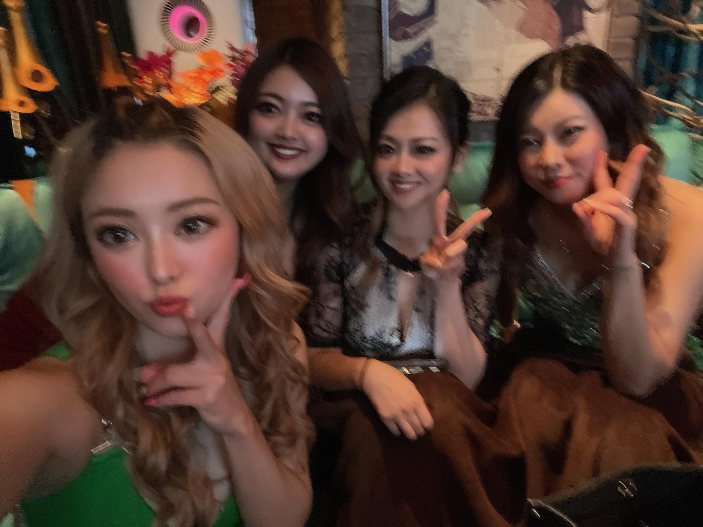 去年のブレブレの写真でwww
私がカメラ持つとだいたいブレてるwww