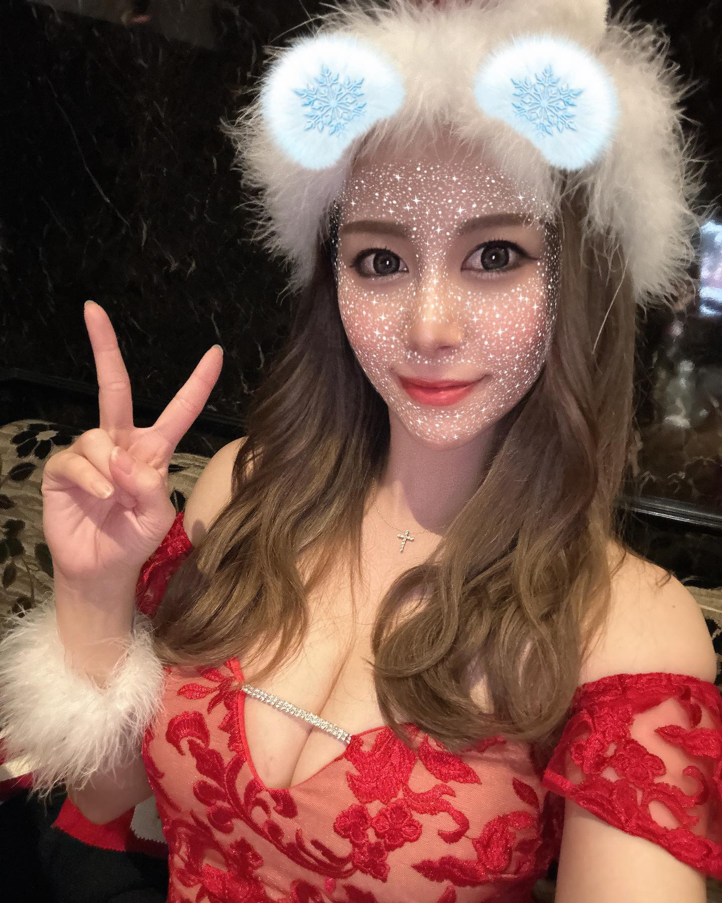 盛れた気がするううう❤️

@helena_hibikigroup 

　

　

#クラブヘレナ #ヘレナ #響グループ #水沢愛美 #札幌 #すすきの #北海道 #ニュークラブ #ニュークラ嬢 #すすきのニュークラ #ラウンジ #ラウンジ嬢 #キャバクラ #キャバ嬢 #ホステス #道産子 #美女スタグラム #求人 #自撮り #ヘアアレンジ #キャバキャバ #サンタコス #hokkaido #sapporo #susukino #helena #hibikigroup #champagne #xmas 