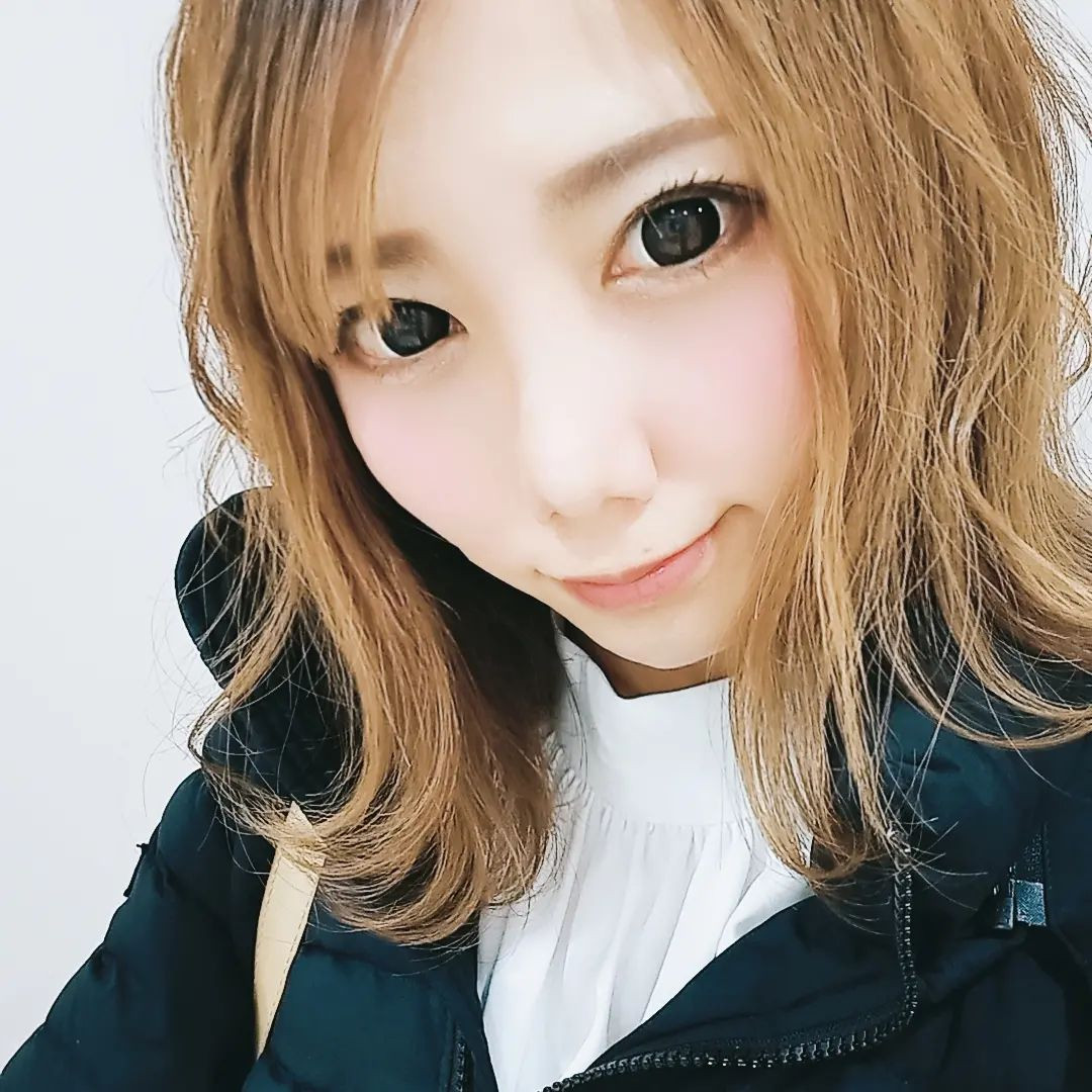 本日出勤です‼️

#クラブヘレナ　#響きグループ　#水妃由羅　#札幌　#すすきの　#北海道　#ニュークラブ　#ニュークラ嬢　#すすきのニュークラ　#ラウンジ　#ラウンジ嬢　#キャバクラ　#キャバ嬢　#ホステス　#道産子　#美女スタグラム　#求人　#自撮り　#ヘアアレンジ　#キャバキャバ