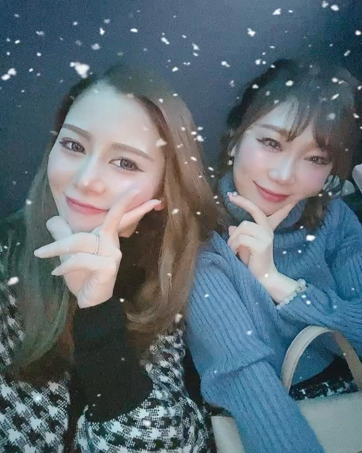 なんとわたし今日から30日まで予定ありません🤣🤣🤣

help me🥹

@helena_hibikigroup 

　

　

#クラブヘレナ #ヘレナ #響グループ #水沢愛美 #札幌 #すすきの #北海道 #ニュークラブ #ニュークラ嬢 #すすきのニュークラ #ラウンジ #ラウンジ嬢 #キャバクラ #キャバ嬢 #ホステス #道産子 #美女スタグラム #求人 #自撮り #ヘアアレンジ #キャバキャバ #hokkaido #sapporo #susukino #helena #hibikigroup #