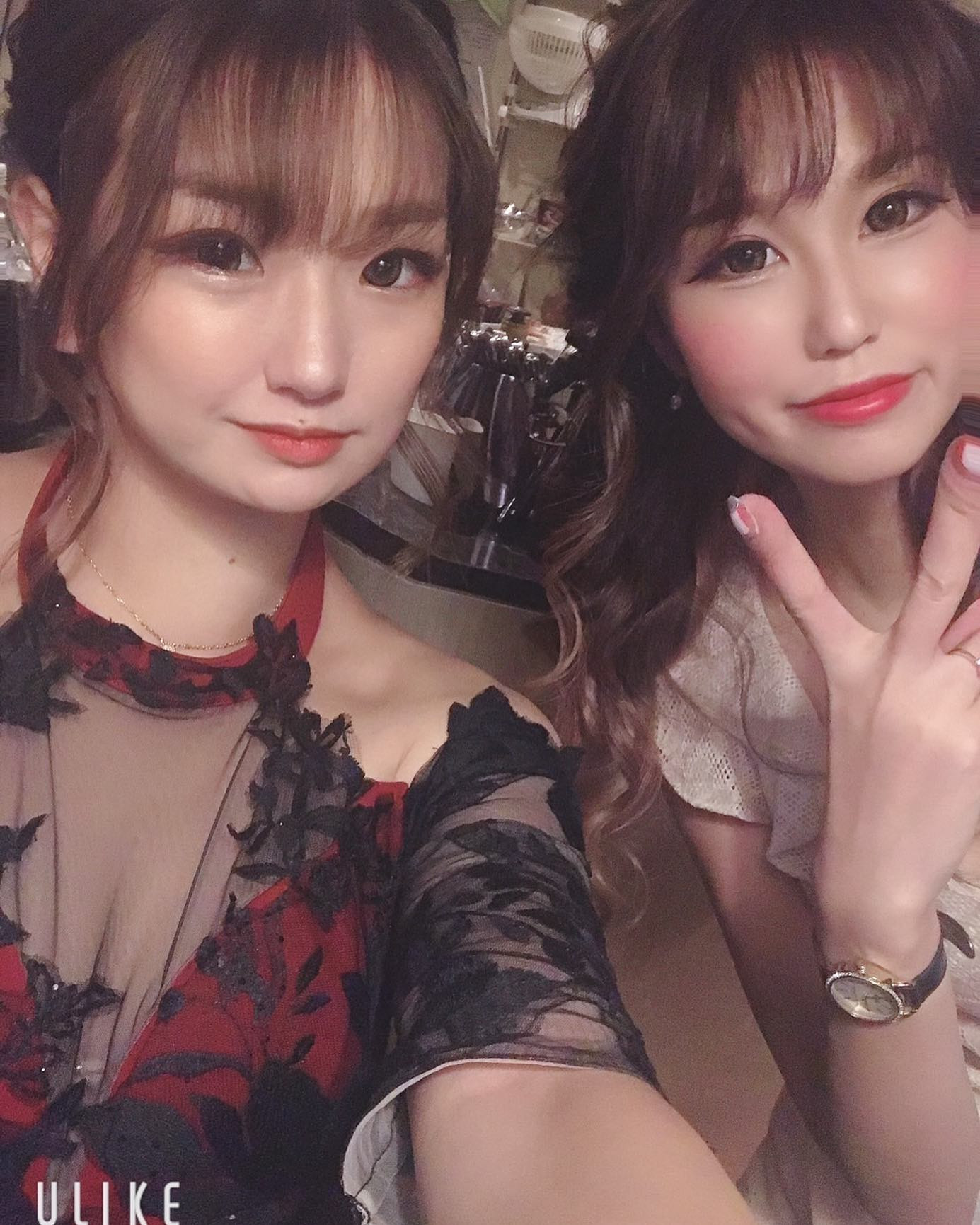 今日も出勤😇
かりんちゃんと🥰

@helena_hibikigroup 

#クラブヘレナ　#響グループ　#天海莉央奈　#札幌　#すすきの　#北海道　#ニュークラブ　#ニュークラ嬢　#すすきのニュークラ　#ラウンジ　#ラウンジ嬢　#キャバクラ　#キャバ嬢　#ホステス　#道産子　#美女スタグラム　#求人　#自撮り　#ヘアアレンジ　#キャバキャバ#札幌観光#お酒#酔っ払い#歌舞伎町#錦#中州#国分町#お酒好きと繋がりたい#自撮り#いいね返し