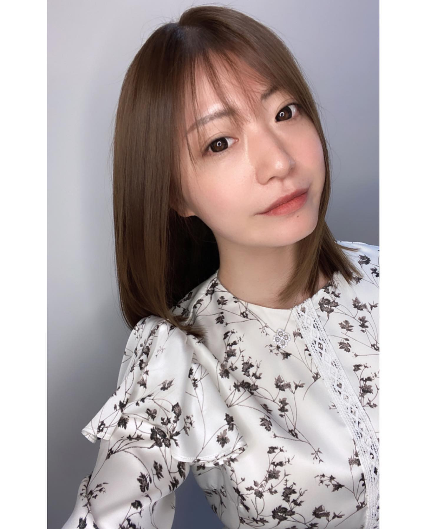 今年も髪メンテは今村さん💇‍♀️🎀✨

カットもカラーもケアも上手くて自慢の髪に…🥰❤️

今年何回も海潜って髪傷むかなあと思ったけどアフターケアしっかりしてくれたからサラサラうるうる艶髪🎀✨

そしてりんご幹細胞トリートメントは本当にやばい🍎✨
コシのある艶々な髪になるし触ったら髪が変わったのが実感できる✨
やったことない人はぜひ試してほしい🥰❤️

.

.

.

.

#美容院
#池袋美容院
#divahair
#りんご幹細胞トリートメント