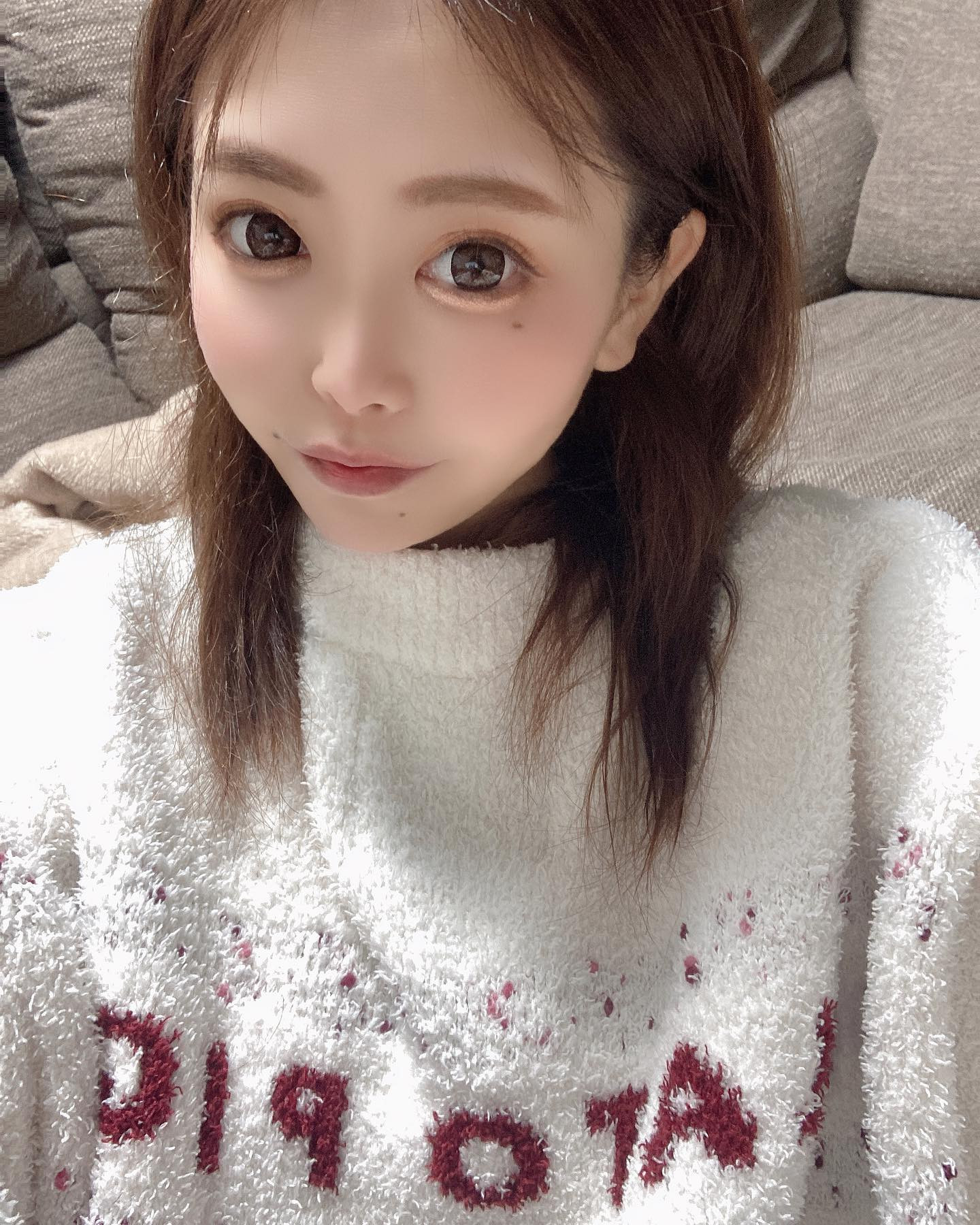 無事にお昼のお仕事も納めてまいりました☺️
.
2022年もご指名、ご来店いただいた皆様ありがとうございました⭐️！
皆様に支えられ、元気をもらいこの1年を乗り越えて来ることができました🌈
まだまだ至らない点ばかりですが
2023年は2022年よりも成長できるように日々精進してまいります😤✨
.
皆様良いお年をお迎えください🤍
.

#エリアG #エリアGグループ #モナクラス #モナクラス札幌 #モナクラス札幌あい
#ニュークラブモナクラス札幌
.
.
#キャバクラ #キャバ #キャバ嬢 #キャバクラ嬢