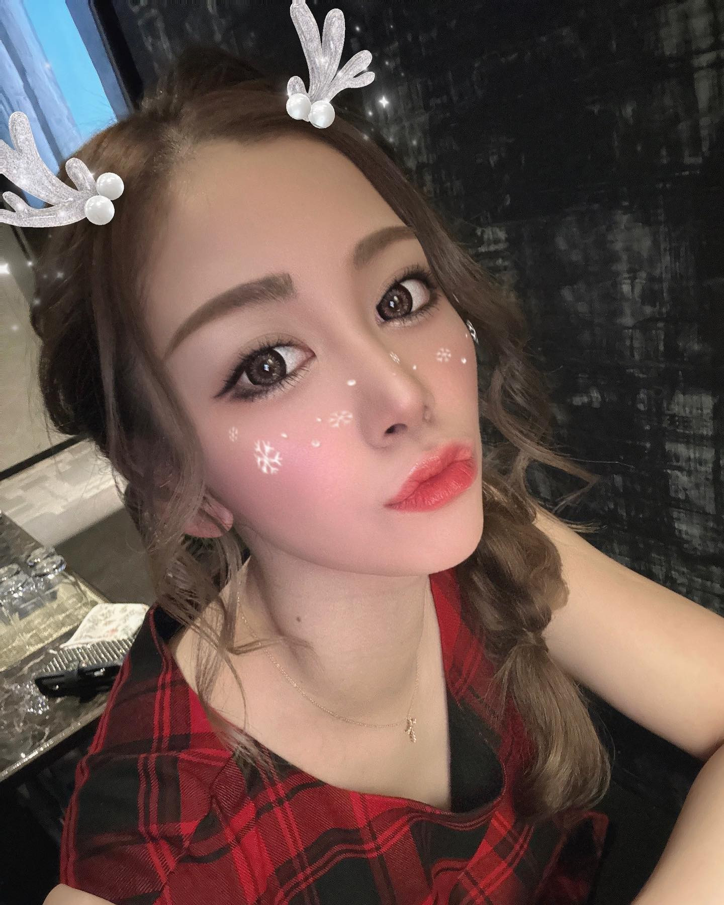 ムーランルージュで赤ワンピ着たら同化するなw

@moulinrouge_sinseigroup 

#ムーランルージュ #シンセイグループ #水沢愛美 #札幌 #すすきの #北海道 #ニュークラブ #ニュークラ嬢 #すすきのニュークラ #ラウンジ #ラウンジ嬢 #キャバクラ #キャバ嬢 #ホステス #道産子 #美女スタグラム #求人 #自撮り #ヘアアレンジ #キャバキャバ #hokkaido #sapporo #susukino #moulinrouge #champagne #l4likes #in