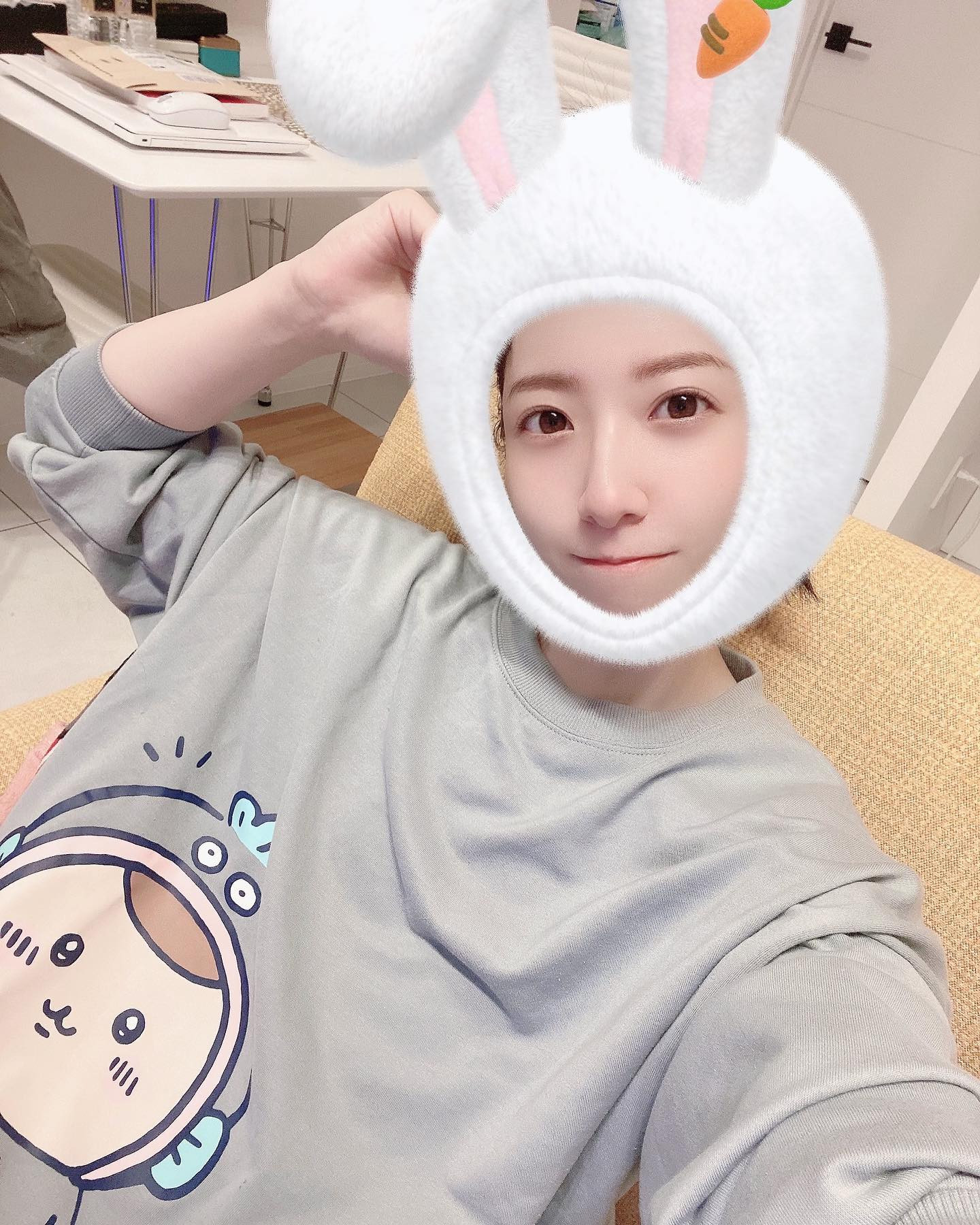 、
ちょいちょい出てくる
私のしょーもない部屋着シリーズ←

部屋着はこども気分🤪
ギャップだと思ってくださいw

#レトワール#響グループ#シンセイグループ#百瀬るあ
#札幌#すすきの#北海道#ニュークラブ#ニュークラ嬢
#すすきのニュークラ#ラウンジ#ラウンジ嬢#キャバクラ#キャバ嬢#ホステス#道産子#美女スタグラム#求人#自撮り#ヘアアレンジ#キャバキャバ
#ゴルフ#ゴルフ女子#旅行#JGC#JAL#カメラ