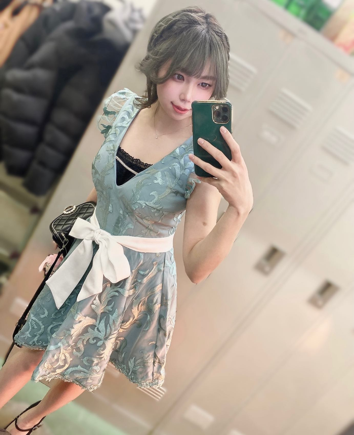 緑色💚👒👗

・
・
・
・
・
・
♡
・
・
・
・
・
・
♡
・
・
・
・
・
・
♡
・
・
・
・
・
・
♡
🍏𓂃𓈒𓏸︎︎︎︎
 
 #北海道  #札幌  #札幌観光  #すすきの  #ススキノ  #すすきのキャバ嬢  #すすきのキャバクラ  #すすきのニュークラ #キャバクラ  #すすきのの夜 #キャバ嬢  #ニュークラ  #ニュークラ嬢  #ガールズバー  #ホステス  #ラウンジ  #夜職  #夜職の人と繋がりたい  #雰囲気好きな人いいね  #可愛い女の子  #ミナミ #ナイツ #