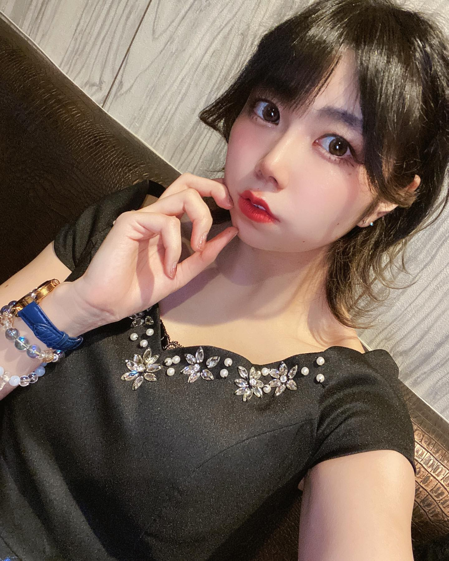 🍋🍸𓈒𓂂𓏸

・
・
・
・
・
・
・
・
・
・

  #札幌 #すすきの  #キャバクラ #すすきのキャバ嬢  #ニュークラ  #ニュークラブ  #ニュークラ嬢  #パブスナック  #夜職  #夜職の人と繋がりたい  #出勤中  #ドレス  #自撮り界隈  #自撮り女子  #雰囲気好きな人いいね  #いいね返し  #メンヘラ女子  #メンヘラ  #コンカフェ  #ウルフカット  #中性さんと繋がりたい  #お酒  #お酒好きな人と繋がりたい