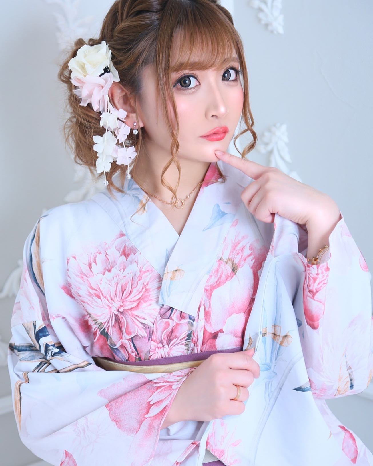 🍧

#歌舞伎町 #キャバ嬢 #きゃばきゃば  #編み込みアレンジ #ヘアメイク #浴衣 #浴衣ヘアアレンジ #きゃばきゃば