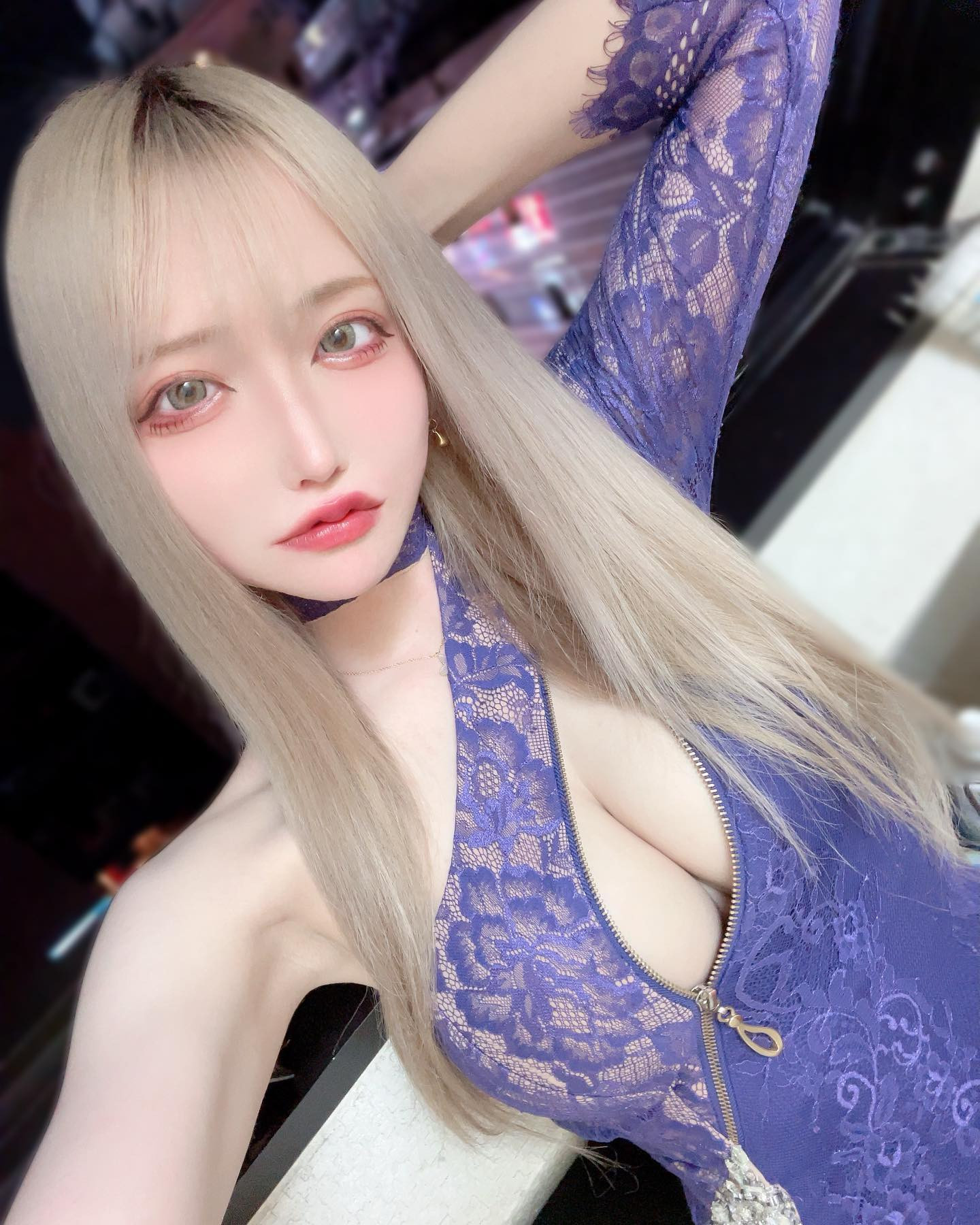 .
.
実はお酒弱いんです、、

酔うと顔ぷわぷわになっちゃう。。
.
.