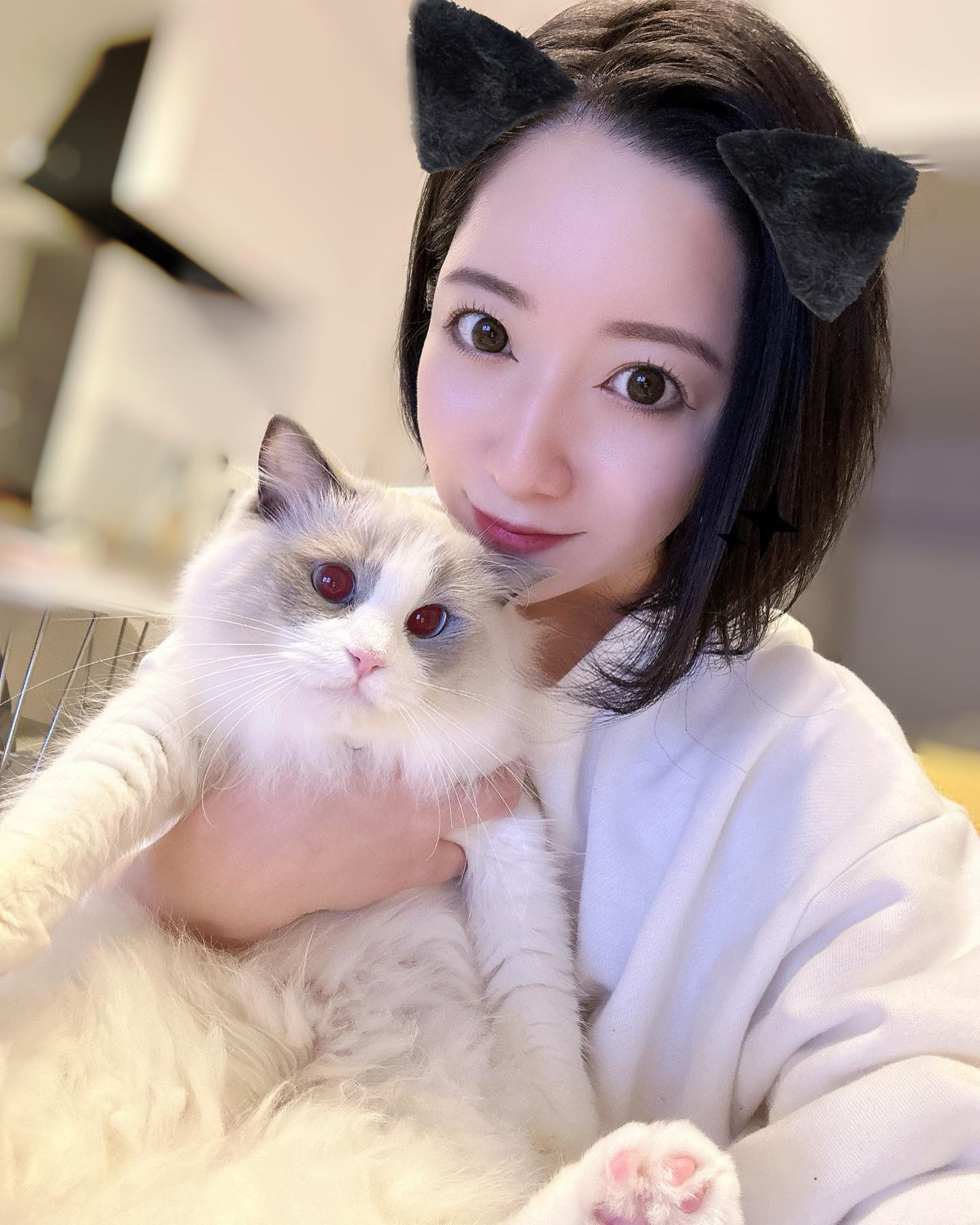 、
日曜日から４日間いないから
絶対🐰🐱ロスになる😭

#レトワール#響グループ#シンセイグループ#百瀬るあ
#札幌#すすきの#北海道#ニュークラブ#ニュークラ嬢
#すすきのニュークラ#ラウンジ#ラウンジ嬢#キャバクラ#キャバ嬢#ホステス#道産子#美女スタグラム#求人#自撮り#ヘアアレンジ#キャバキャバ
#ゴルフ#ゴルフ女子#旅行#JGC#JAL#カメラ