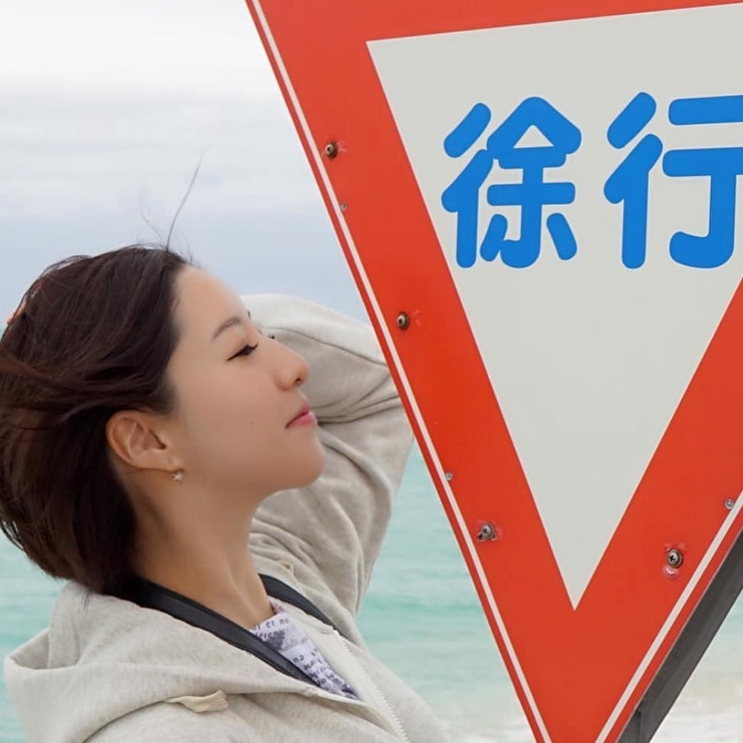 、
宮古島へ出発〜✈️
朝早過ぎて寝てないから
飛行機で寝ます😴

写真は3年前の雨降り宮古島w
今回も天気微妙そうだけど
晴れてーー！

#レトワール#響グループ#シンセイグループ#百瀬るあ
#札幌#すすきの#北海道#ニュークラブ#ニュークラ嬢
#すすきのニュークラ#ラウンジ#ラウンジ嬢#キャバクラ#キャバ嬢#ホステス#道産子#美女スタグラム#求人#自撮り#ヘアアレンジ#キャバキャバ
#ゴルフ#ゴルフ女子#旅行#JGC#JAL#カメラ