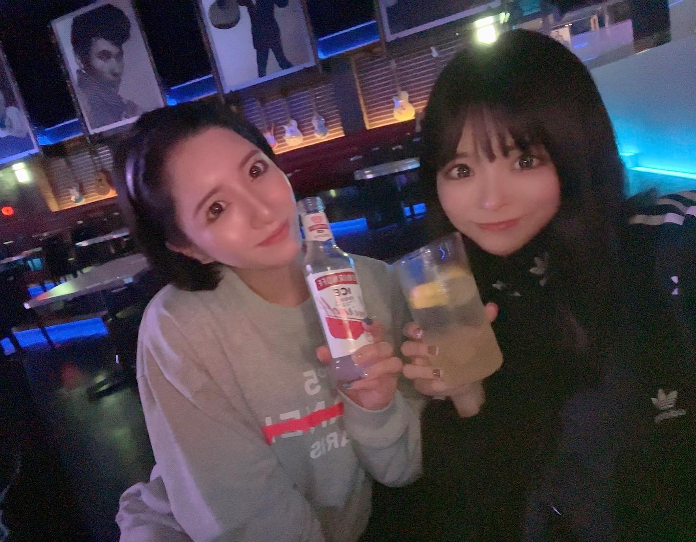 、
1日目2次会めったん✌️

#レトワール#響グループ#シンセイグループ#百瀬るあ
#札幌#すすきの#北海道#ニュークラブ#ニュークラ嬢
#すすきのニュークラ#ラウンジ#ラウンジ嬢#キャバクラ#キャバ嬢#ホステス#道産子#美女スタグラム#求人#自撮り#ヘアアレンジ#キャバキャバ
#ゴルフ#ゴルフ女子#旅行#JGC#JAL#カメラ