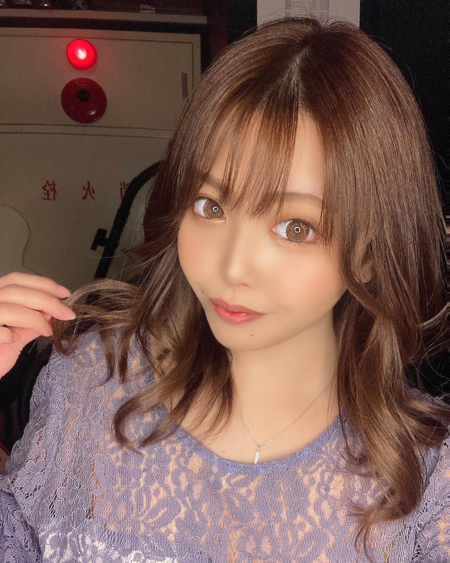 自分へのプチご褒美として
久々にヘッドスパ行ってきた☺️！
ヘッドスパすることによってリフトアップにも繋がるし
目の開きも良くなるし、頭皮も柔らかくなって何かに良いし（詳しくは忘れちゃったけど大事なことらしい！笑）
本当にプチご褒美的な感じでおすすめ😚🤍
.
@nono.swan でいつもやってもらってるんだぁ😚✌️
いつもありがとうございます☺️🤍
.

#エリアG #エリアGグループ #モナクラス #モナクラス札幌 #モナクラス札幌あい
#ニュークラブモナクラス札幌
.
.
#キャバクラ #キャバ #