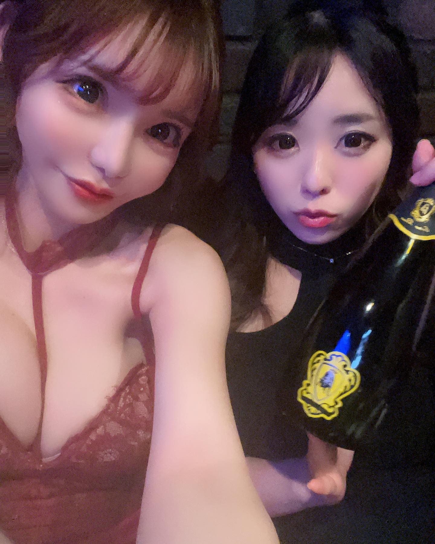 親友越えて相方さん
@lucia_maya19891025 
毎年ありがとう💕
シャンパンご馳走さまでした🍾✨
.
.
もうごねんのお付き合い❤️
これからもなかよしでいてな🐶🐱
.
.
三枚目は二年前の私たち。笑
この日ダウンタイム中なのにシャンパン飲んでた🥂🤣
絶賛コロナ禍のころやねww
まや氏ばか可愛い🥺💕
いまは素敵な頼れるお姉さんやもん🍾
.
.
.
.
.
.
#ショートウルフ 
#ショート女子 
#新宿キャバクラ 
#キャバクラ 
#アネラ 
#グラビア 
#gravure 
#日本的 
#