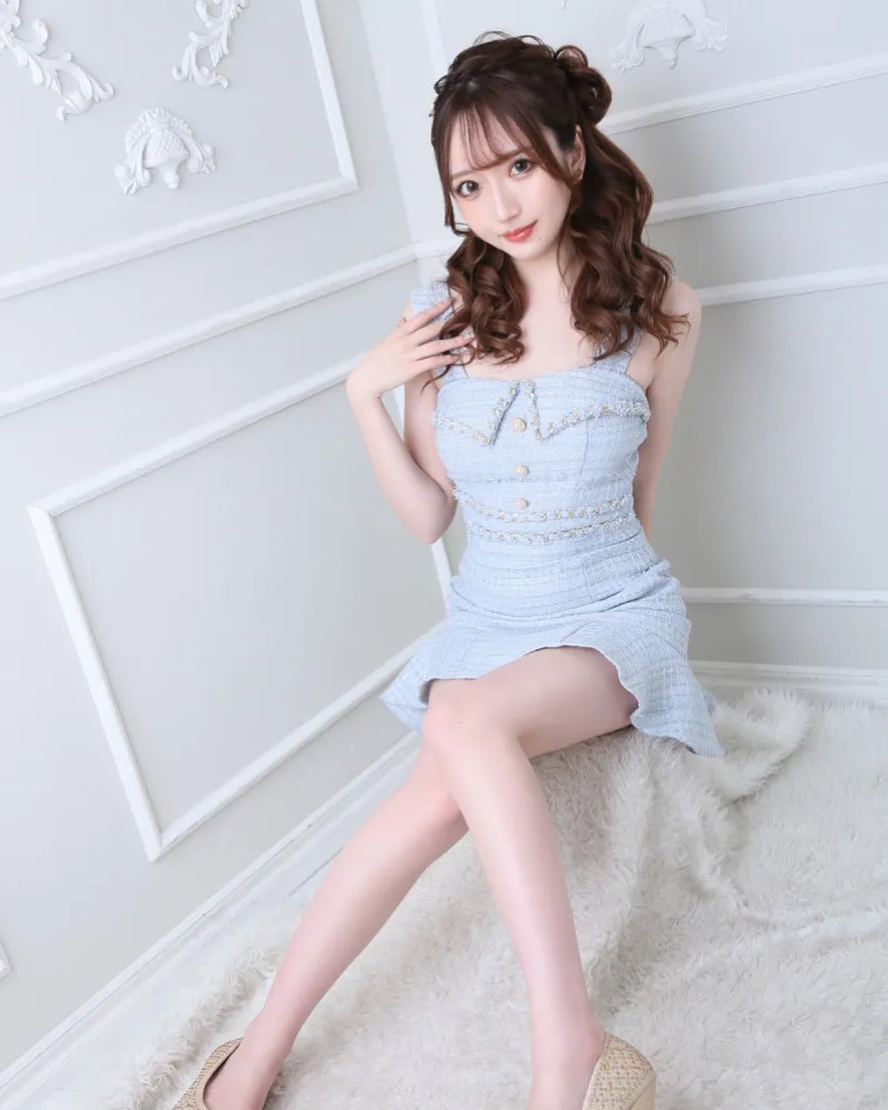 こんにちは☺️🙏

CLUB AOIでは皆様の夜を
素敵な時間にすること間違いなしです‪🫶🏻

本日のpick upは“水城結菜”さんです✨

@mizuki_yuina 

是非club AOIでお待ちしております♥️♥️♥️

club AOIではキャストさん、男子従業員を募集中です✨
御興味がありましたらお気軽にDMまたはお電話で宜しくお願い致します！

ご連絡お待ちしております🙇‍♂️
TEL 03-6233-7061

#新宿 #歌舞伎町 #キャバクラ #キャバキャバ #一条葵 #CLUBAOI