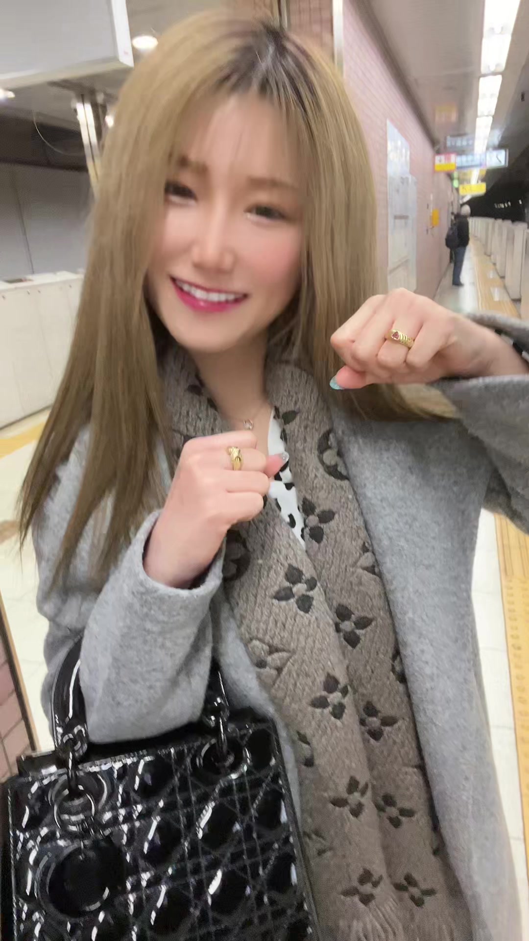 妹に突然とられた🤣www #おおすめ #新宿 #歌舞伎町 #キャバクラ #おすすめにのりたい