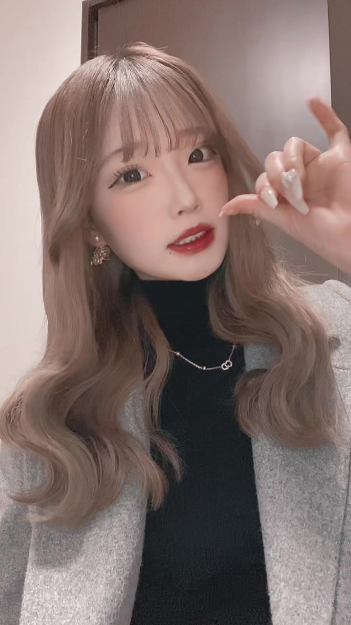 #パーフェクトメイク 爪折れた😭