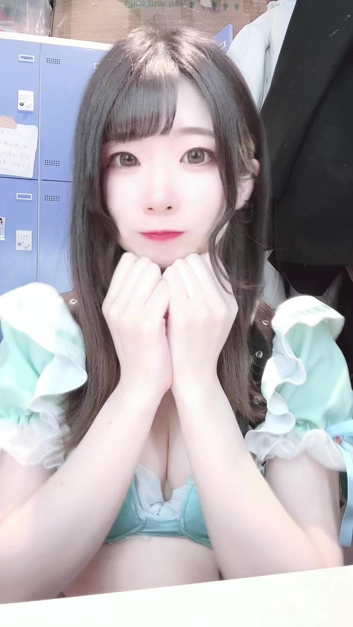 君にフォーリンラブ🫶🏻#恋のsos #コンカフェ #コンカフェ嬢 #おすすめにのりたい #ジャニヲタさんと繋がりたい