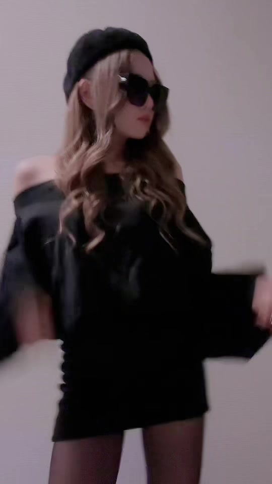 お尻と頬と胸にお肉が欲しい。 #道産コウ #北海道のコウちゃん #鈴鐘 #ベルベ #bellve #Nプレイスビル #Nプレイスビル7F #キャバクラ #ニュークラブ #ニュークラ #ナイツ #ナイツネットで検索 #ホステス #キャバ嬢 #すすきの #北海道 #札幌 #歌舞伎町 #六月木 #銀座 #北新地 #可愛い #ミニドレス #キャバ嬢ドレス #ビジョビ