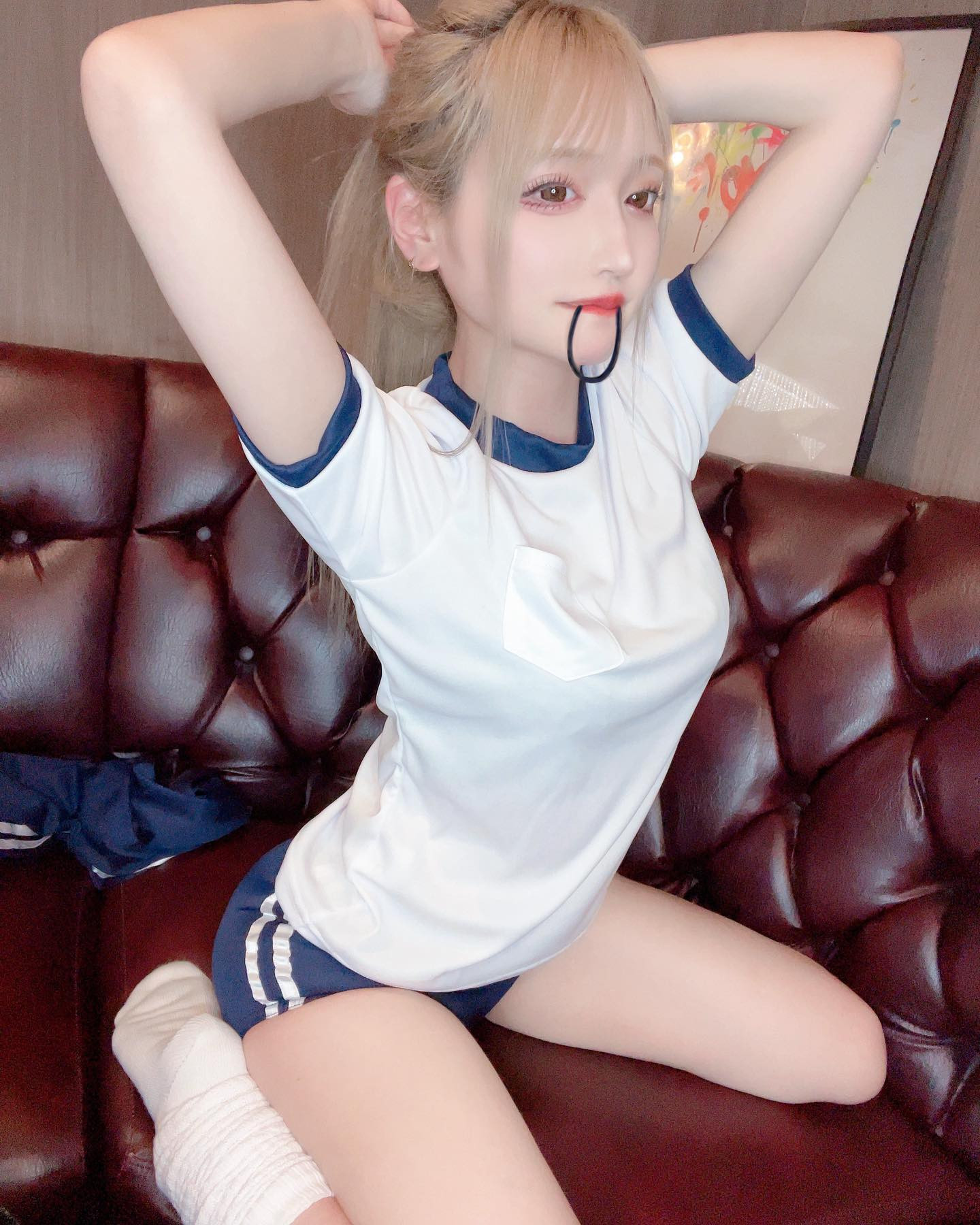 .
.
体育は意外とやる気女子

.

（誰かの何かしらの癖に刺され）
（たぶん全部絶妙に外してる）
（ゴムは書いた）
（ズボン畳め）
.
.