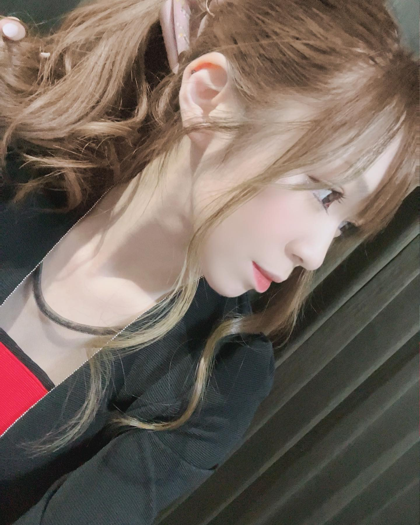 .
いつの日かシリーズ
アップヘアは大人になっても好き🫶

.