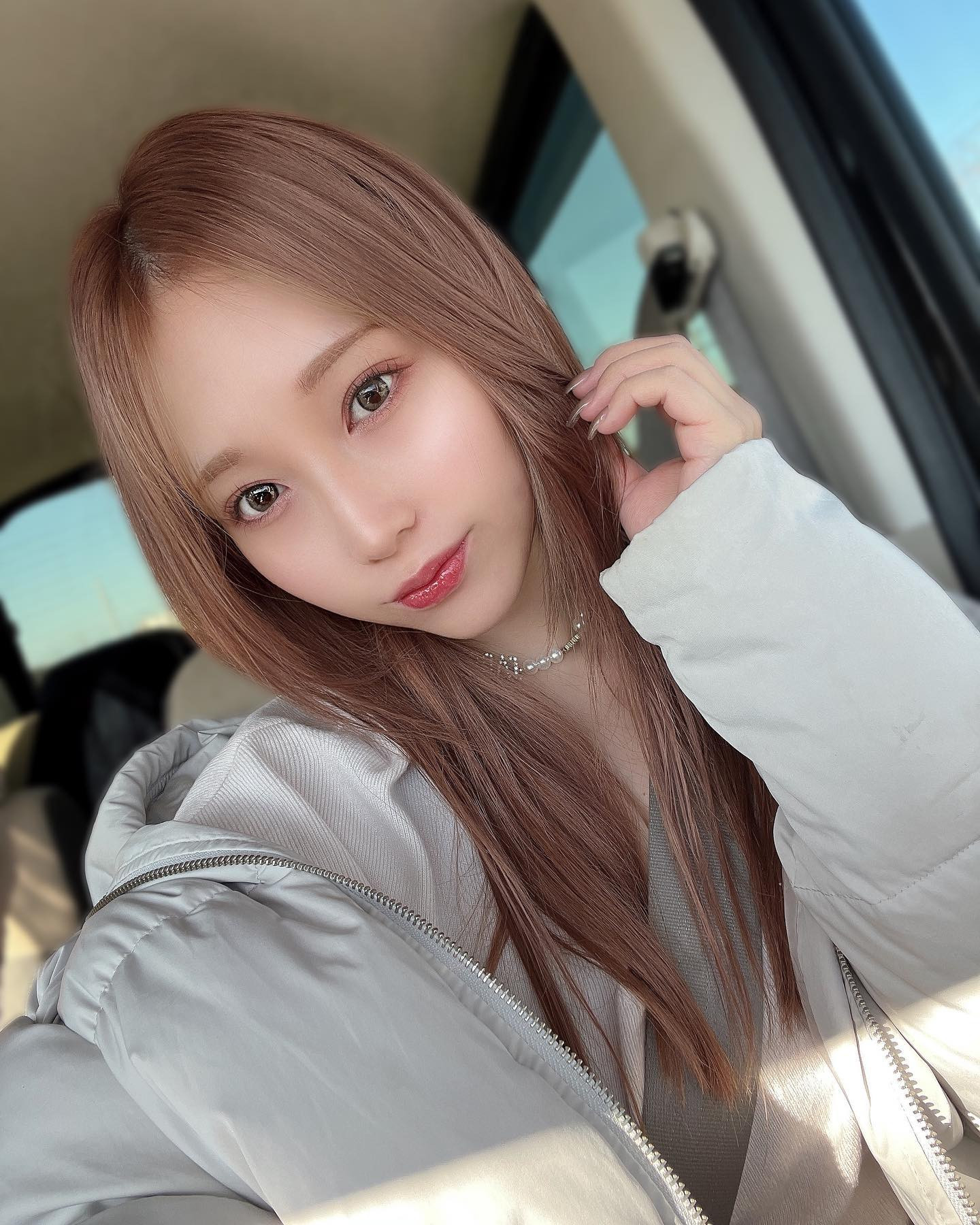 今週は火金土出勤💙
月木は連絡ください🙇‍♀️✨
.
.

#新潟 #新潟駅前 #Ludan #club_ludan #キャバ #キャバクラ #クラブ #ラウンジ #新潟ナイトナビ #きゃばきゃば #ポケパラ #ナイツネット  #ナイトビジネス  #夜蝶 #夜職 #キャバ嬢  #キャバスタグラム #飲み屋 #お酒  #シャンパン #ドレス #水色向上委員会  #フォローミー @cabazukan #指名するならキャバ図鑑 @777zukaan777 @777cabasuta777  #美女図鑑総合 #