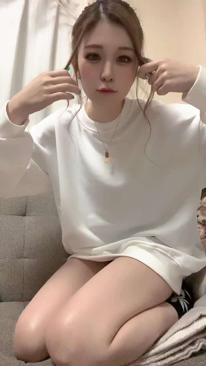 膝ツヤツヤすぎる笑#フローラメイク