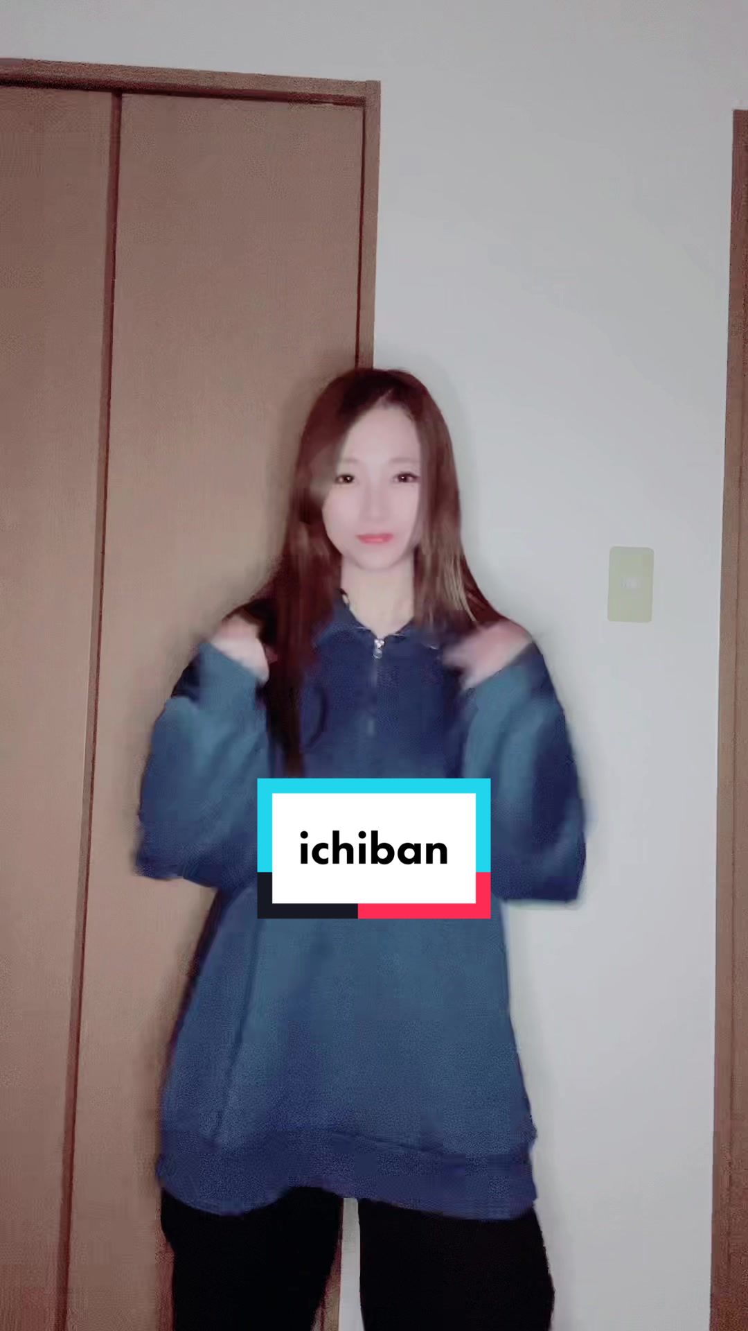 右肩負傷してからなんかおかしいよね？ #アラサーキャバ嬢 #アラサー女子 #キャバ #ママ