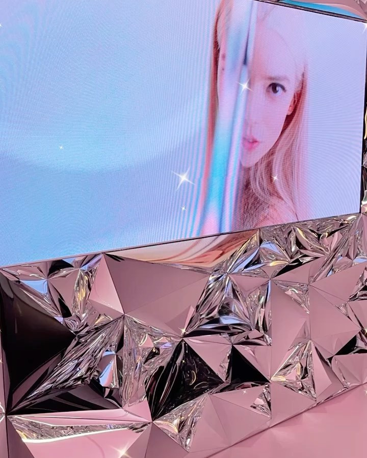 今日から社会復帰ネキ

.

2枚目動画でかかってる音楽
一生頭から抜けなかった

.
.

#過去pic #dior 
#新宿 #歌舞伎町 #キャバ嬢 #キャバクラ #撮影 #キャバドレス #リュアーグ #指名 #名古屋 #北新地 #すすきの #instagood #instalike #lfl #followforfollowback #いいね返し #きゃばきゃば #ドレス #水商売 #自撮り女子 #selfie #フォロー返します  #酒好きな人と繋がりたい #飲酒タグラム #シャンパン #キャバ 