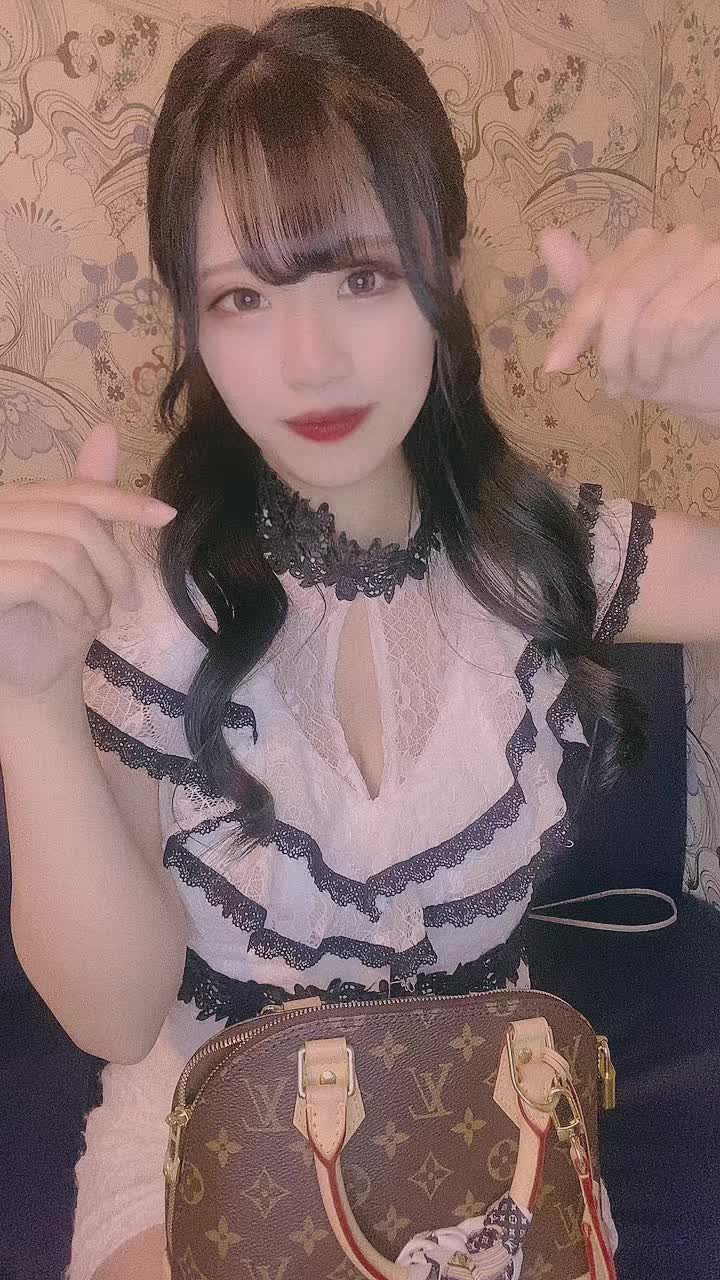 黒髪にしたよ💗#キラキラビンテージ #クラブエイト京橋店 #ななみ
