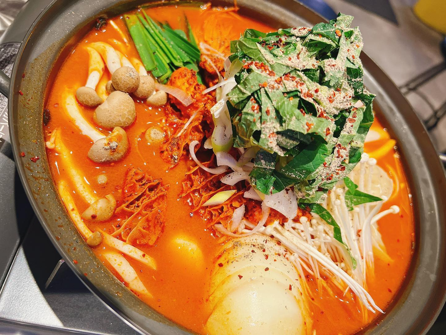 .

お休みです🫶
コプチャンジョンゴル🍲たべた

.