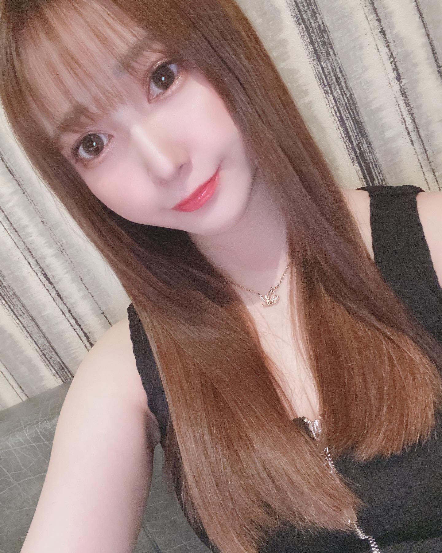 3月ありがとうございました💛

正直に言うと今までで1番思うように行かなかったんですけど、

閑散期で厳しい中
来ていただいた方には感謝しかないです🥲
ほんとに🥲

4月という事で心機一転頑張ります(・o・)

これからもどうぞよろしくお願いします🙇‍♀️

タグ古いままなので新しくていい感じの教えてください😂

#札幌 #さっぽろ #すすきの  #ホステス #キャバ嬢 #パブ #パブ嬢 #飲み屋 #キャバクラ #ニュークラ #北海道 #おすすめ #お酒 #夜職 #中洲 #錦 #北新地 #ミナミ #国分町