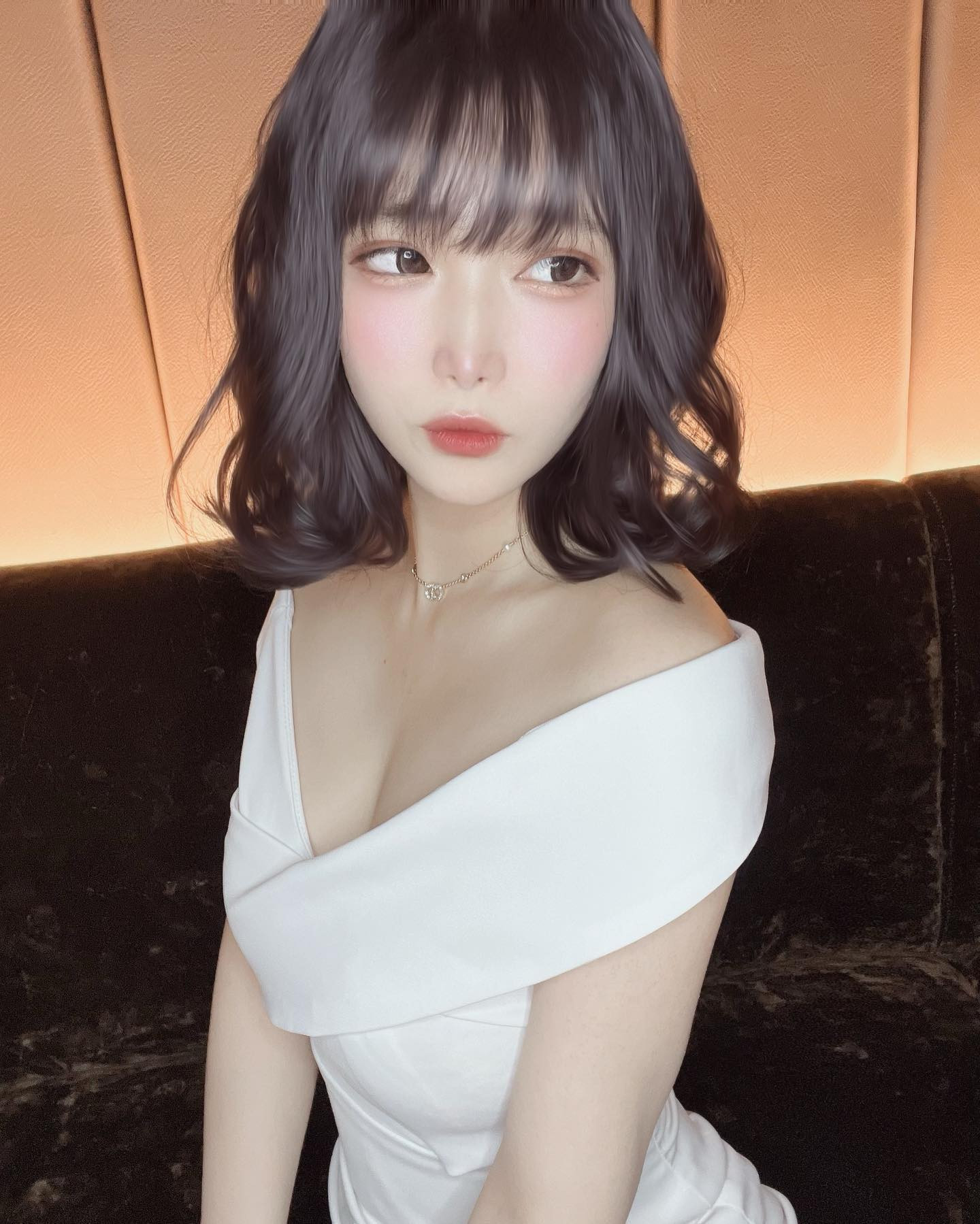 虚空を見てる
しゅ☁️

南4条西3丁目第一Gビル3F 
Club MOULIN ROUGE-ムーラン・ルージュ-

☁️星乃　そら☁️

#ムーランルージュ #響グループ #星乃そら#札幌 #すすきの #北海道 #ニュークラブ #ニュークラ嬢 #すすきのニュークラ #ラウンジ #ラウンジ嬢 #キャバクラ #キャバ嬢 #ホステス #夜職 #ナイトワーク#ポケパラ#インスタ指名#求人#お酒好きな人と繋がりたい#きゃばきゃば#キャバキャバ#求人 #自撮り #いいね返し #かわいい #可愛い#美人#美女