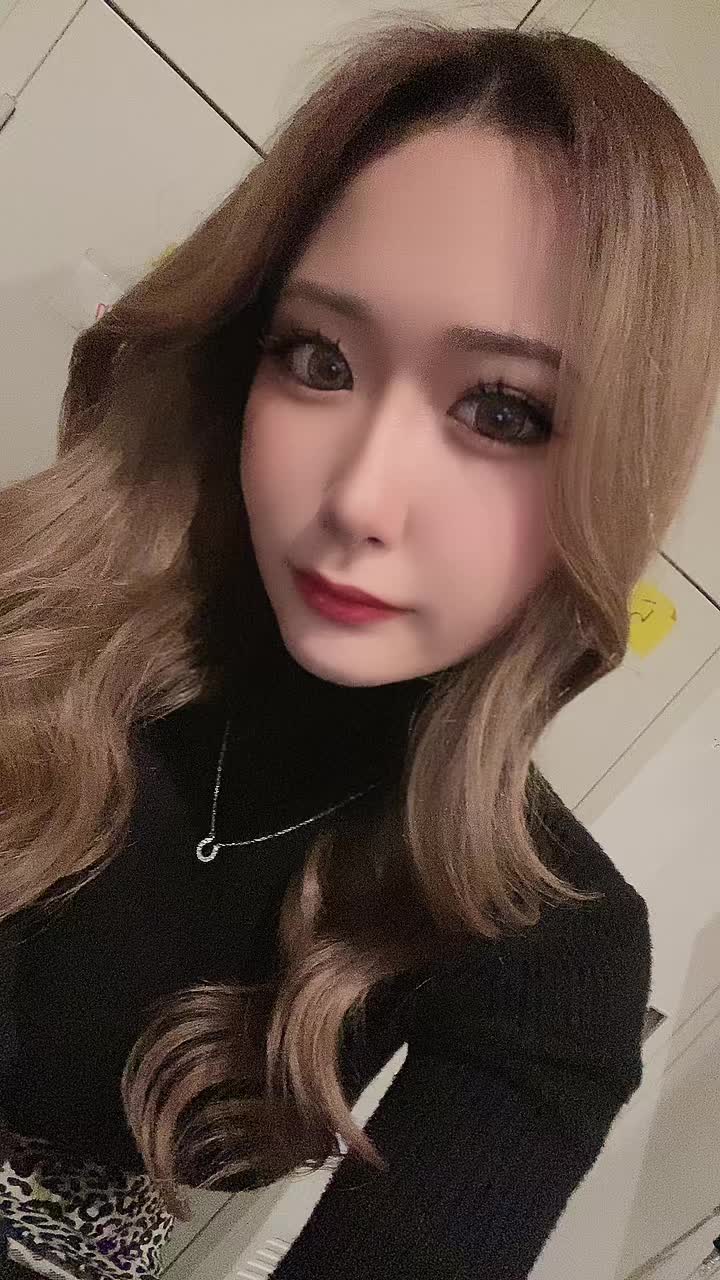 いつもと違うところあります当てて💛こんな時間にあげてもいいねしてくれるよね、、#ニンフメイク #fypシ #fyp #おすすめ #キャバクラ嬢 #キャバクラ #新潟