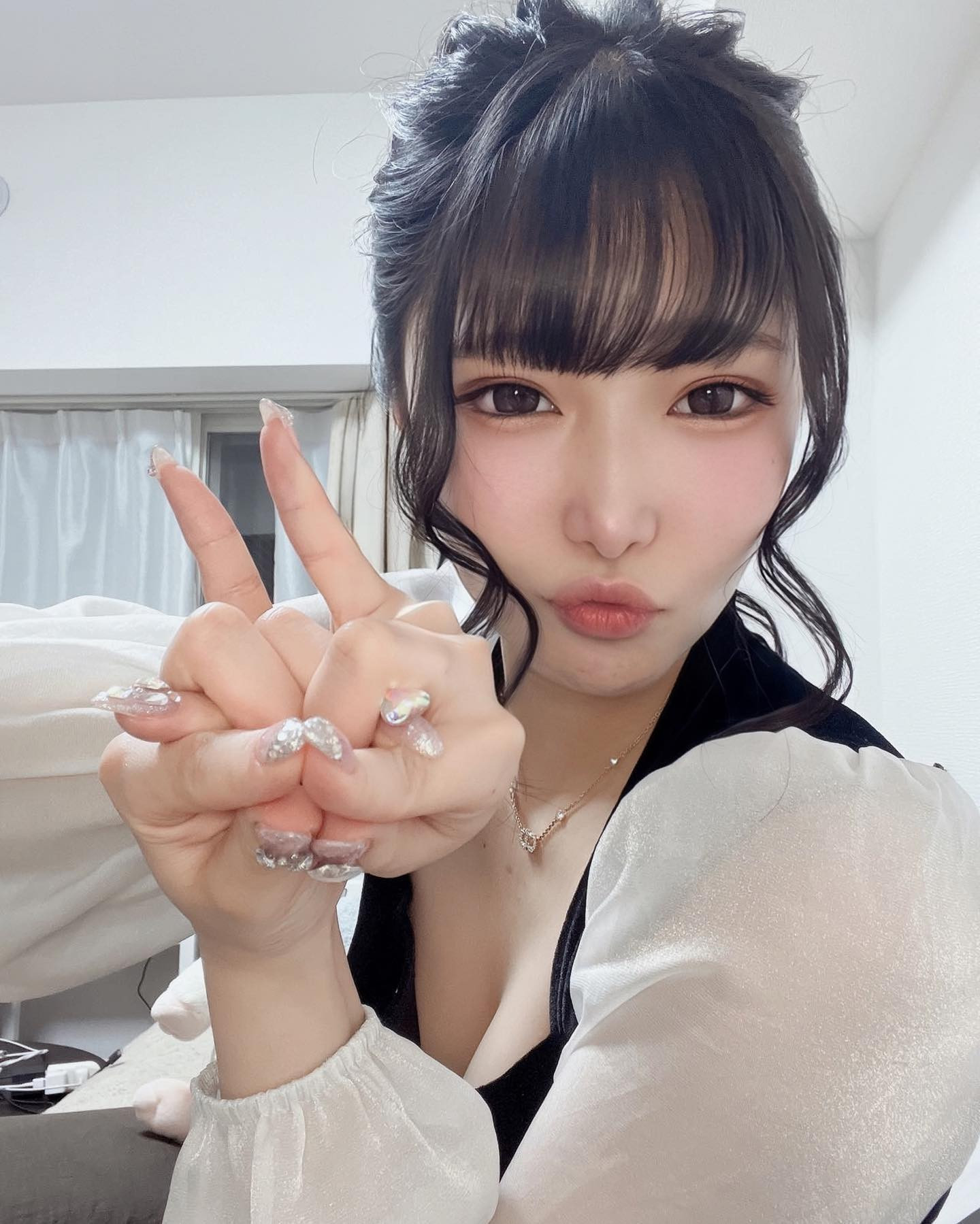 5月始まり〜☁️🐇

南4条西3丁目第一Gビル3F 
Club MOULIN ROUGE-ムーラン・ルージュ-

☁️星乃　そら☁️

#ムーランルージュ #響グループ #星乃そら#札幌 #すすきの #北海道 #ニュークラブ #ニュークラ嬢 #すすきのニュークラ #ラウンジ #ラウンジ嬢 #キャバクラ #キャバ嬢 #ホステス #夜職 #ナイトワーク#ポケパラ#インスタ指名#求人#お酒好きな人と繋がりたい#きゃばきゃば#キャバキャバ#求人 #自撮り #いいね返し #かわいい #可愛い#美人#美女