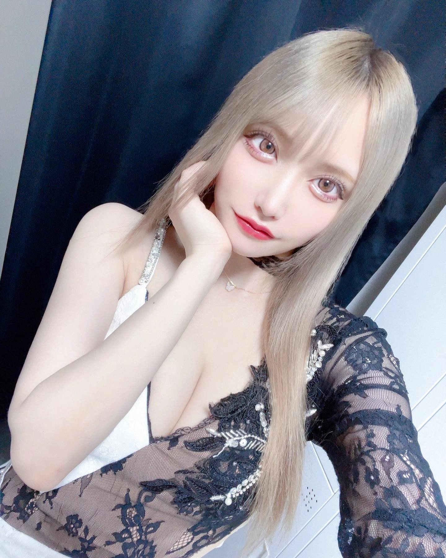 .
.

「夢が叶ってしまったら、次は何をしたらいい？」
.
.
「それが楽しいんじゃないか。

  また新しい夢を探すんだ。」

.
.
.