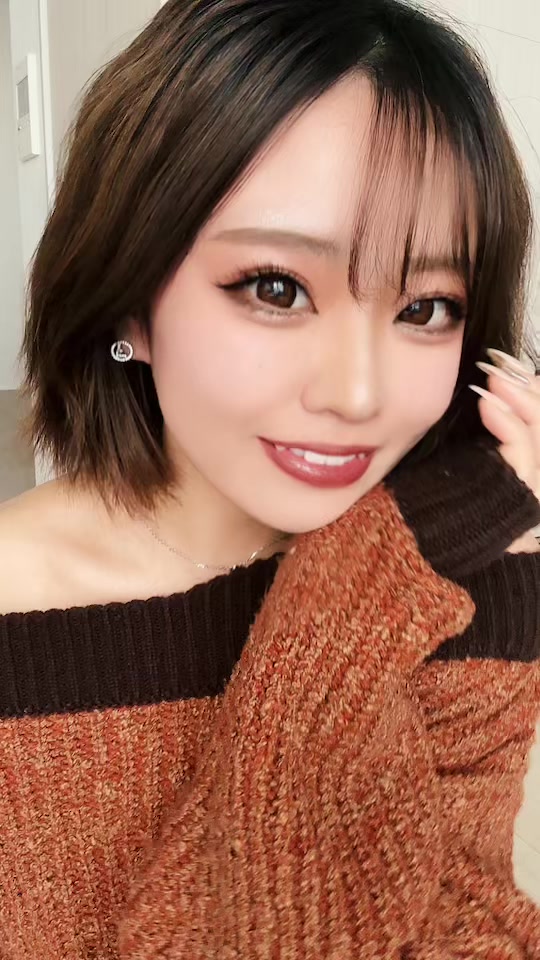 下書きのやつ投稿するの忘れててとっくに流行りすぎてた🥹👏笑 音楽に合わせて久しぶりにギャルっぽくメイクしてみた🤣🤣🤣 #ネイチャービューティー #ベルベ #シティグループ #札幌 #すすきの #ススキノ #キャバクラ #キャバ嬢 #キャバクラ嬢 #ニュークラブ #ニュークラ #ニュークラ嬢 #キャバ #ラウンジ #ラウンジ嬢 #ガールズバー #ホステス #すすきののキャバクラ #すすきのキャバ嬢 #すすきのグルメ #札幌旅行 #美人 #美女 #可愛い #可愛い女の子 #銀座 #六本木 #北新地 #錦 #中