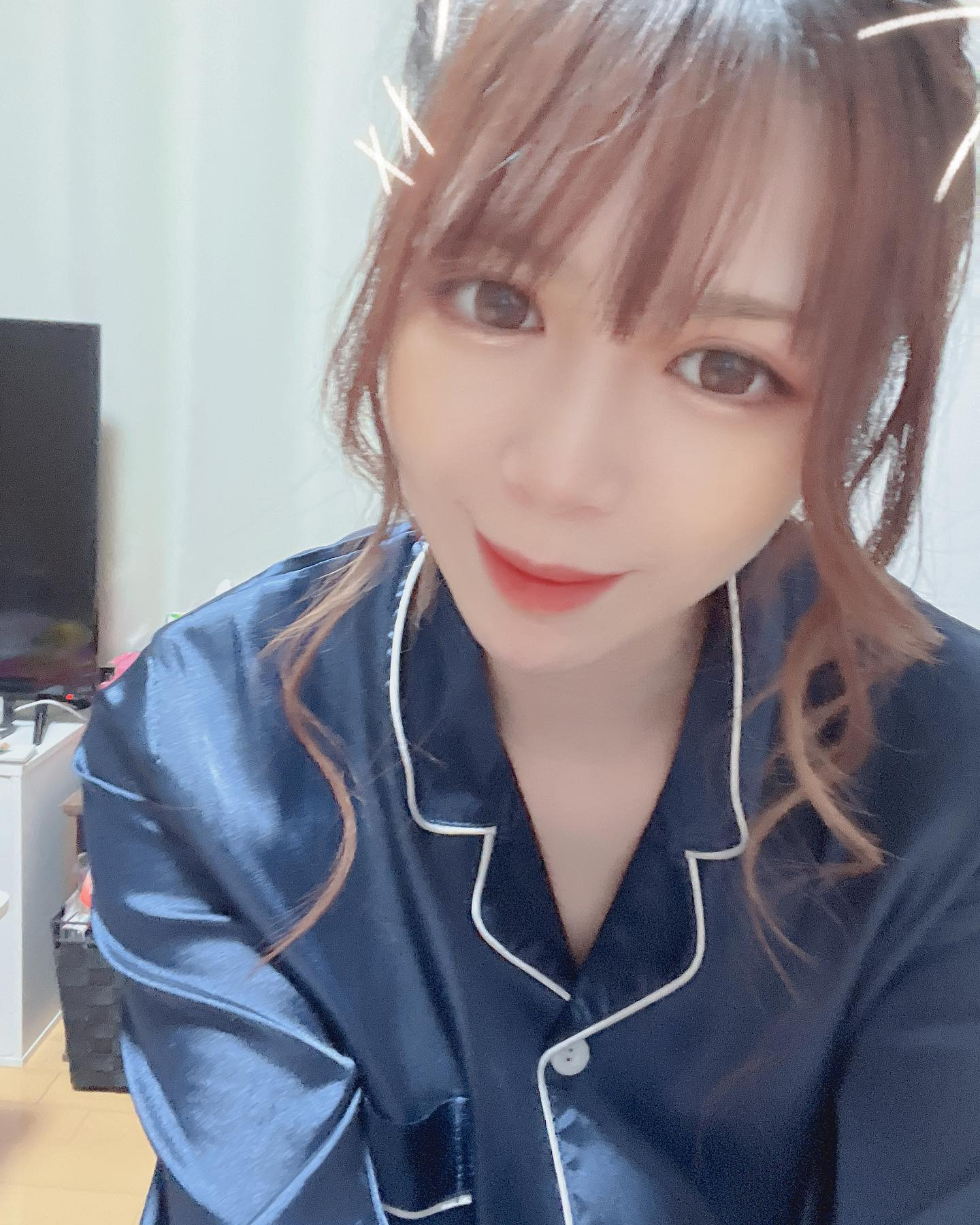 .

明日は美容室行って
21時から出勤です🥂🫧

.