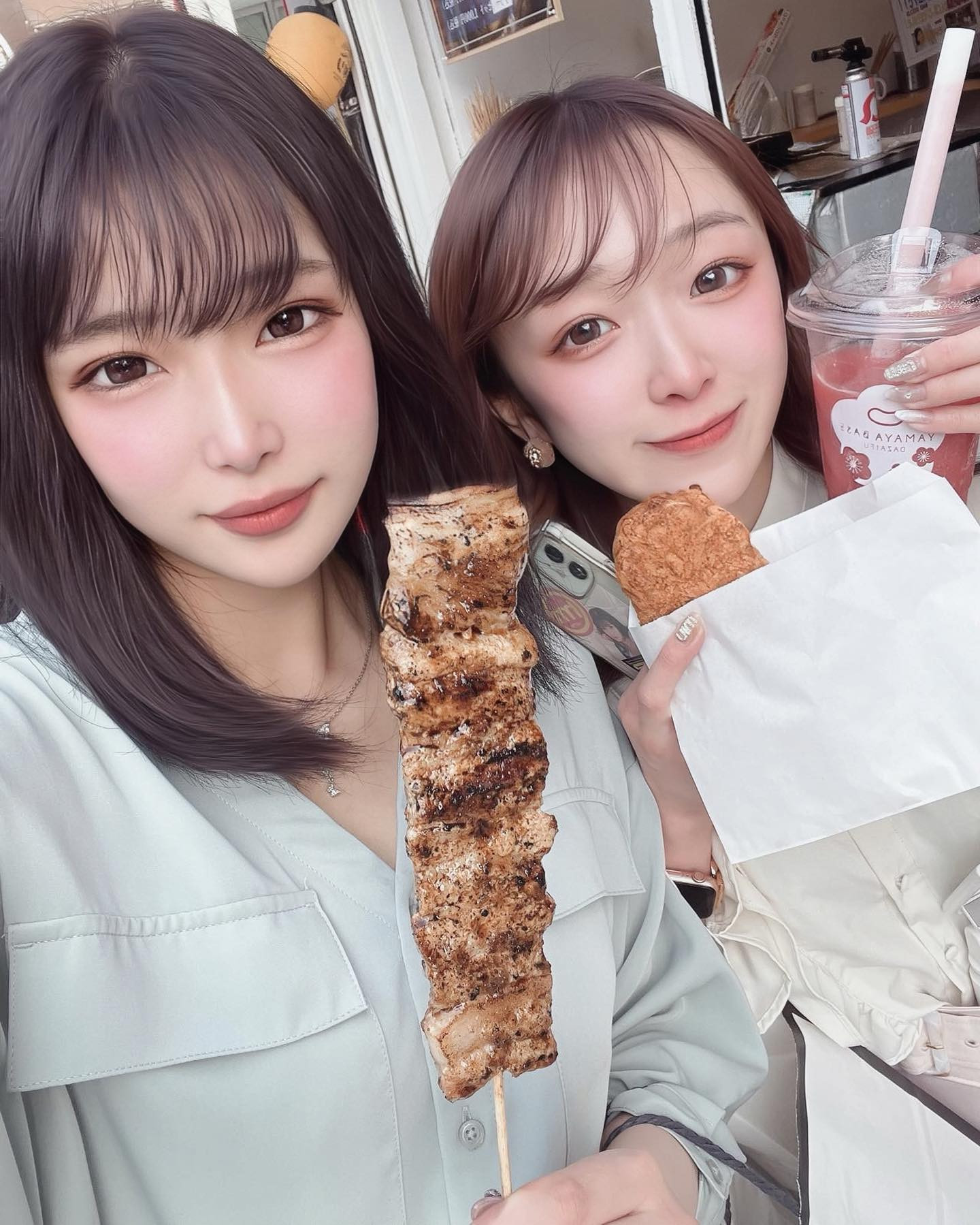 太宰府天満宮で食べ歩き🍡
いーーっぱい食べたよ🐈‍⬛

南4条西3丁目第一Gビル3F 
Club MOULIN ROUGE-ムーラン・ルージュ-

☁️星乃　そら☁️

#ムーランルージュ #響グループ #星乃そら#札幌 #すすきの #北海道 #ニュークラブ #ニュークラ嬢 #すすきのニュークラ #ラウンジ #ラウンジ嬢 #キャバクラ #キャバ嬢 #ホステス #夜職 #ナイトワーク#ポケパラ#インスタ指名#彼氏募集中#求人#お酒好きな人と繋がりたい#きゃばきゃば#キャバキャバ#求人 #自撮り #かわいい#