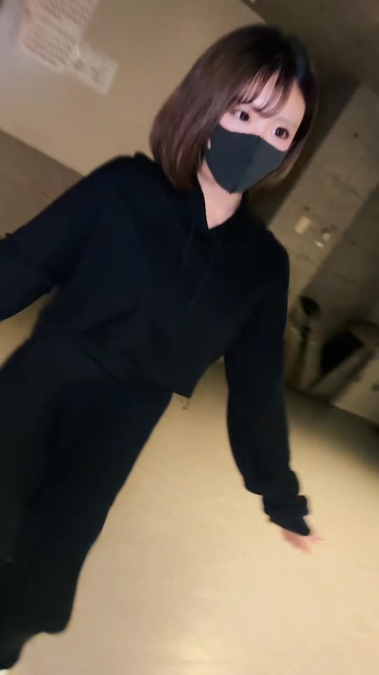 ダンスレッスン、首こんだけ振り回してたらそりゃ次の日筋おかしくするよなぁ。はいその次の日が今です。🥹ﾂﾗｲ #ベルベ #シティグループ #札幌 #すすきの #ススキノ #キャバクラ #キャバ嬢 #キャバクラ嬢 #ニュークラブ #ニュークラ #ニュークラ嬢 #キャバ #ラウンジ #ラウンジが嬢 #ガールズバー #ホステス #すすきののキャとバクラ #すすきのキャバ嬢 #すすきのグルメ #札幌旅行 #美人 #美女 #可愛い #可愛い女の子 #銀座 #六本木 #北新地 #錦 #中州 #いいね返し