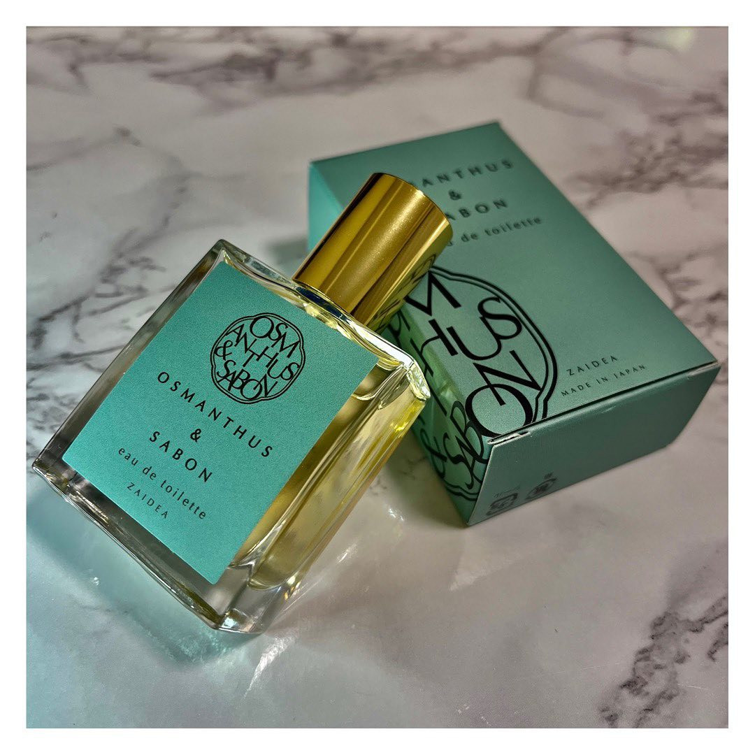 ぽんちゃん今日匂い違うね
って言われる時大体これ付けてる💛
みんな大好き金木犀の香水だよ🌱𓂃 𓈒𓏸
秋以外にも金木犀感じれる☺️💛🧡

#香水 
#香水好き 
#香水好きな人と繋がりたい 
#金木犀 
#サボン 
#オードトワレ 
#ユニセックス 
#zaidea
#PR