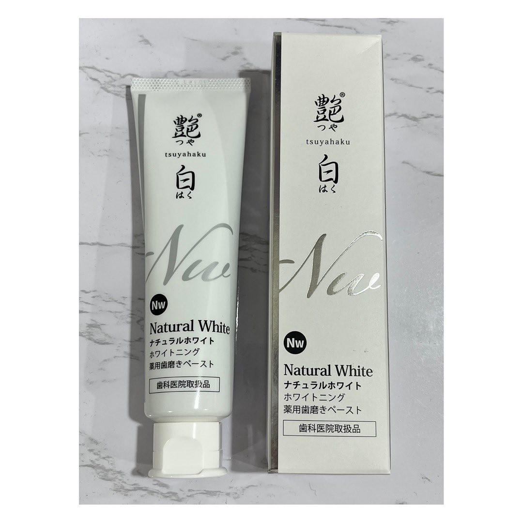 日頃から着色汚れ､口腔ケアには
この歯磨き粉オススメです🦷🪥✨
6つの薬用成分により
虫歯､歯周病､口臭のお口３大トラブルを
予防しながら艶のある
本来の歯に導いてくれるみたいです✨️

#お口の専門店 
#ホワイトニング 
#オーラルケア 
#歯磨き粉 
#白い歯 
#美白ケア 
#セルフケア 
#艶白
#PR