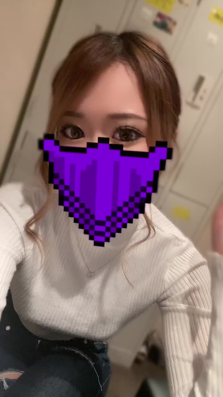 意味も分からない人から意味もわからない内容のDM送ってきて最終的にブロックしてしらばっくれるの辞めてね🐱こわいよぉ(><)これみてるかな〜(><)