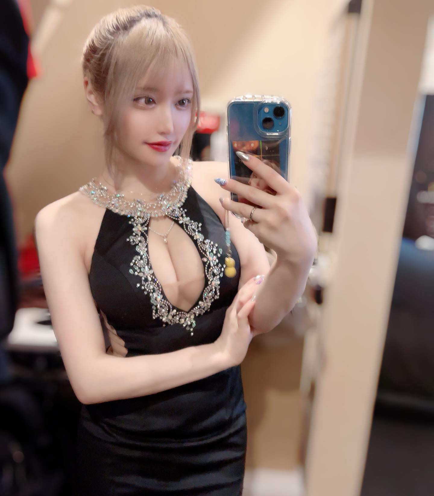 .
.
強オンナ└( 'ω')┘ムキッ
.
.