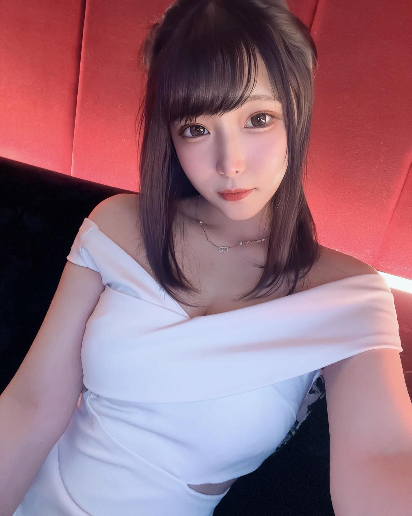 脇腹開いてて可愛い

南4条西3丁目第一Gビル3F 
Club MOULIN ROUGE-ムーラン・ルージュ-

☁️星乃　そら☁️

#ムーランルージュ #響グループ #星乃そら#札幌 #すすきの #北海道 #ニュークラブ #ニュークラ嬢 #すすきのニュークラ #ラウンジ #ラウンジ嬢 #キャバクラ #キャバ嬢 #ホステス #夜職 #ナイトワーク#ポケパラ#インスタ指名#彼氏募集中#求人#お酒好きな人と繋がりたい#きゃばきゃば#キャバキャバ#求人 #自撮り #かわいい#可愛い#美人#美女#あざとい#あざ